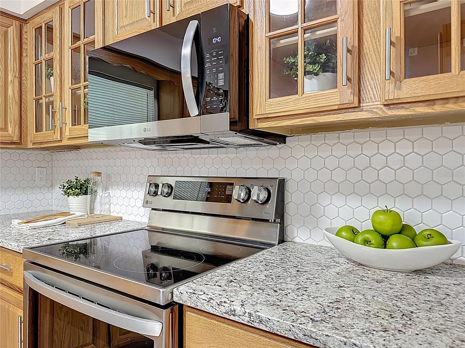 Image 8 of 21 For 116 Exeter Avenue