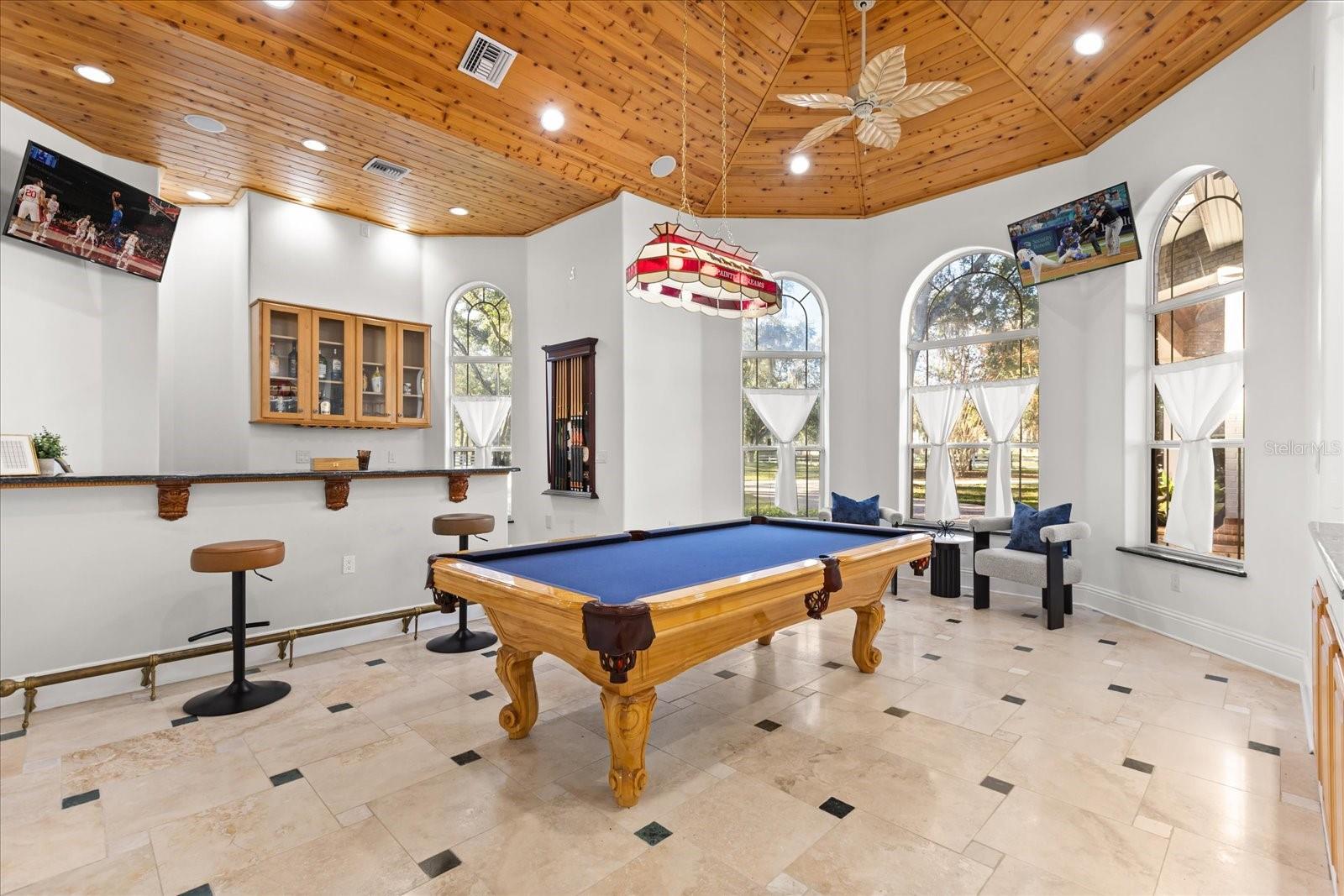 Image 21 of 94 For 1501 Lake Markham Road