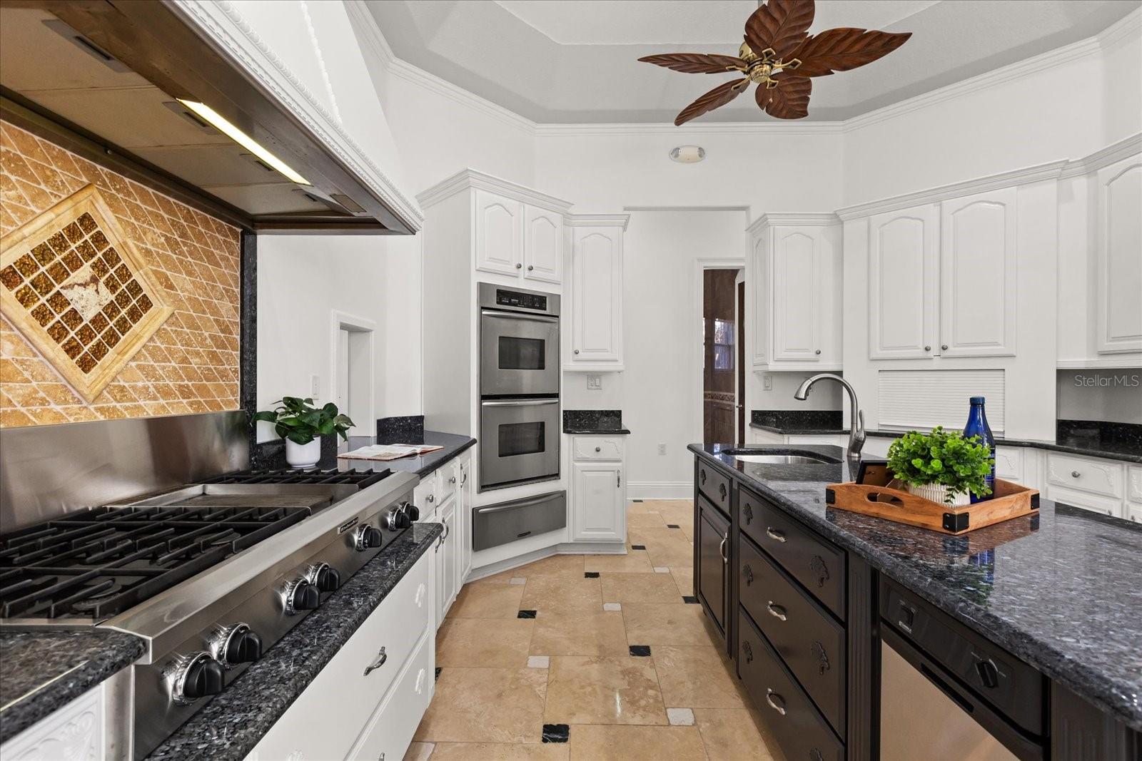 Image 26 of 94 For 1501 Lake Markham Road