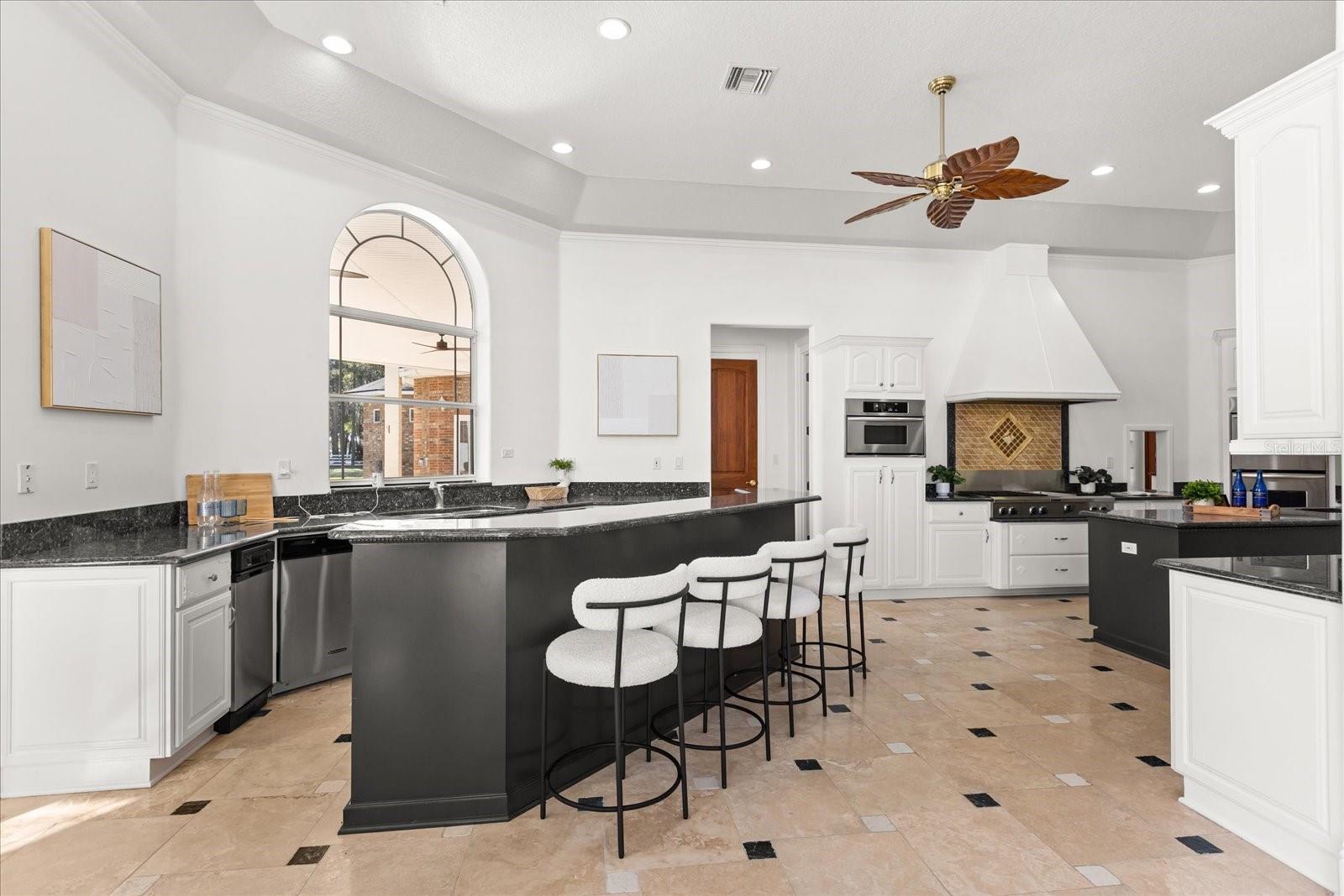 Image 27 of 94 For 1501 Lake Markham Road