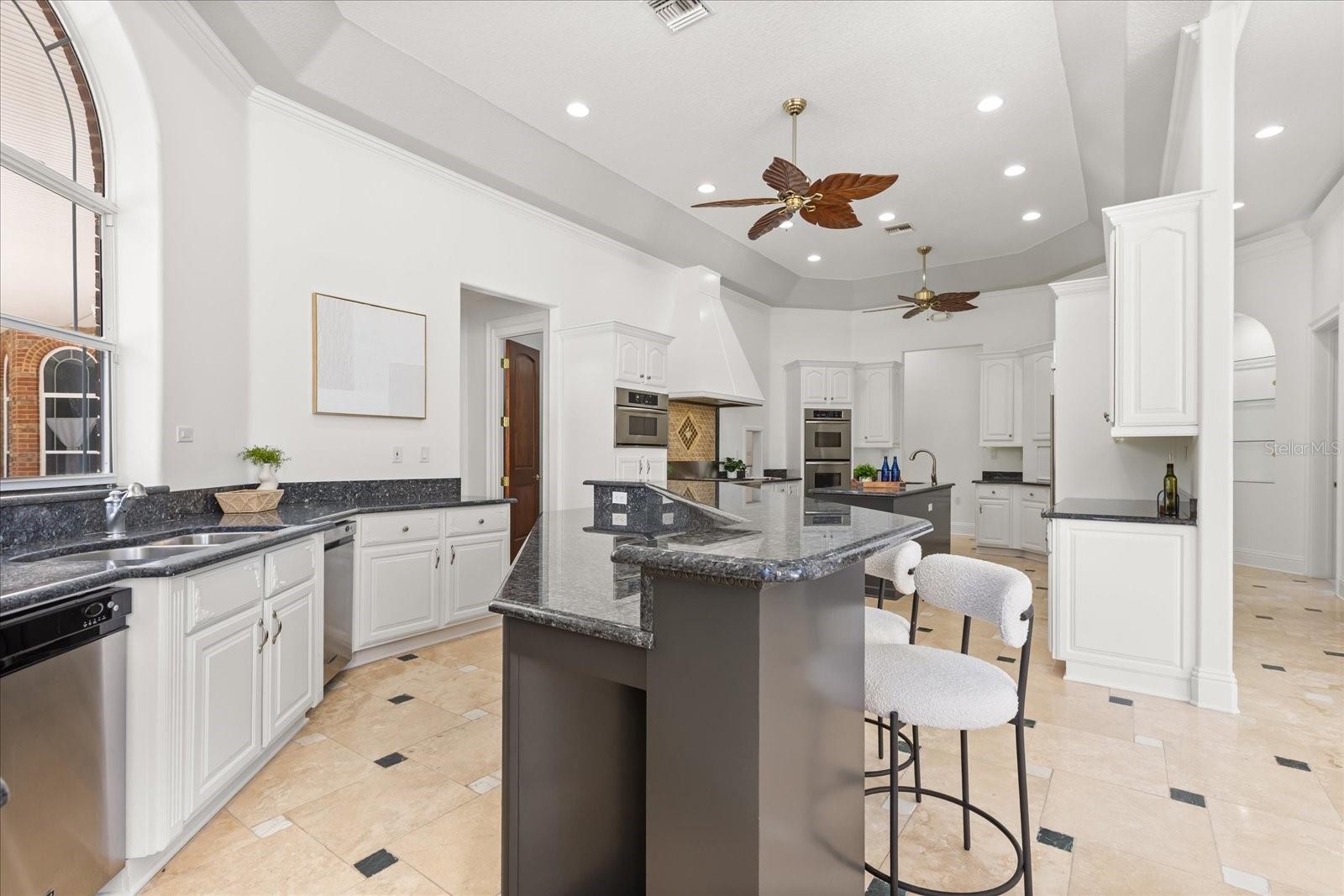 Image 28 of 94 For 1501 Lake Markham Road