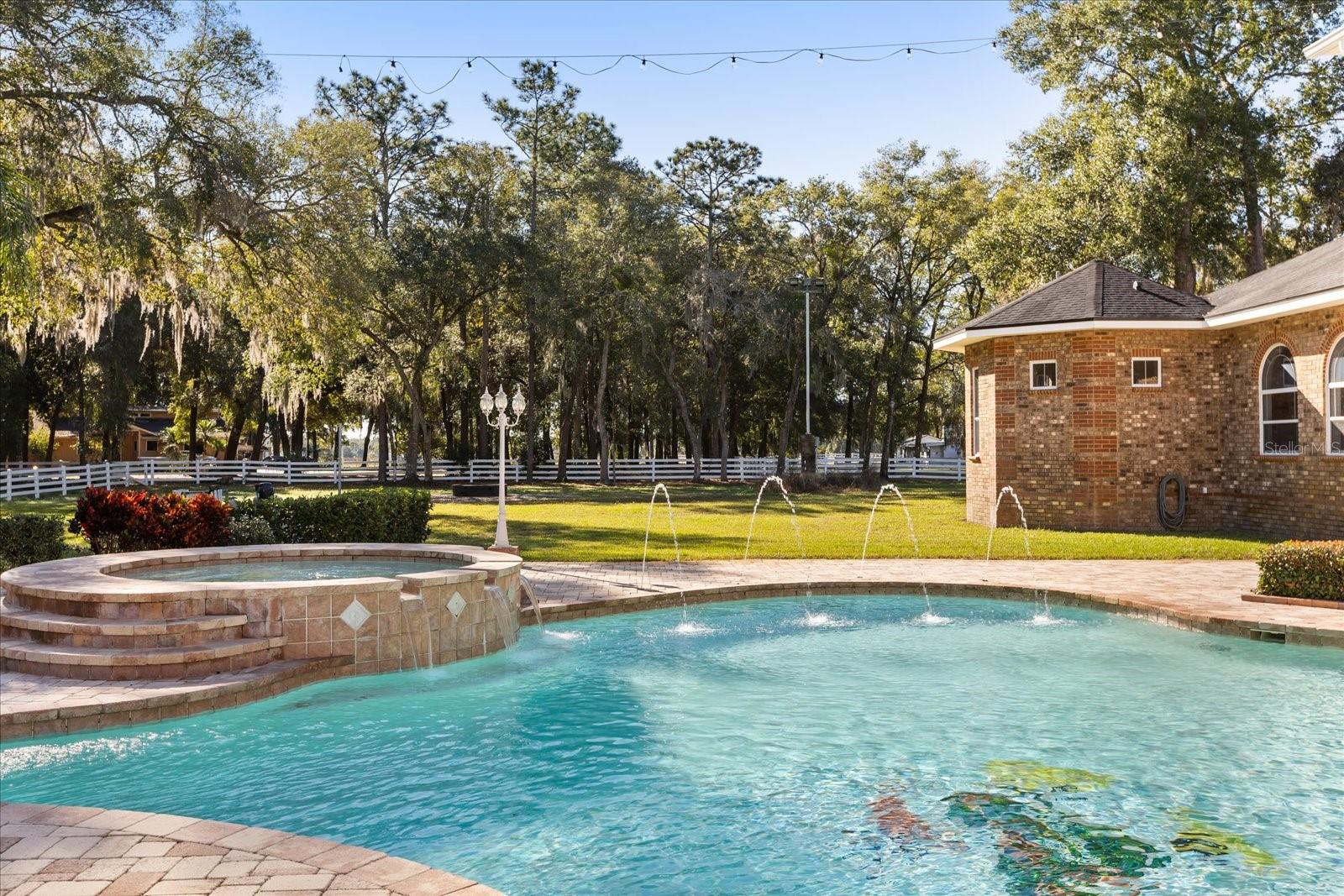 Image 42 of 94 For 1501 Lake Markham Road