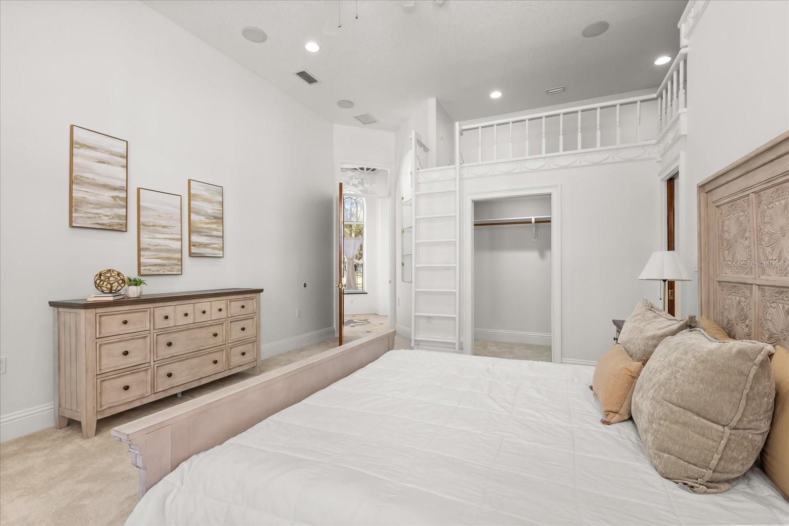 Image 48 of 94 For 1501 Lake Markham Road