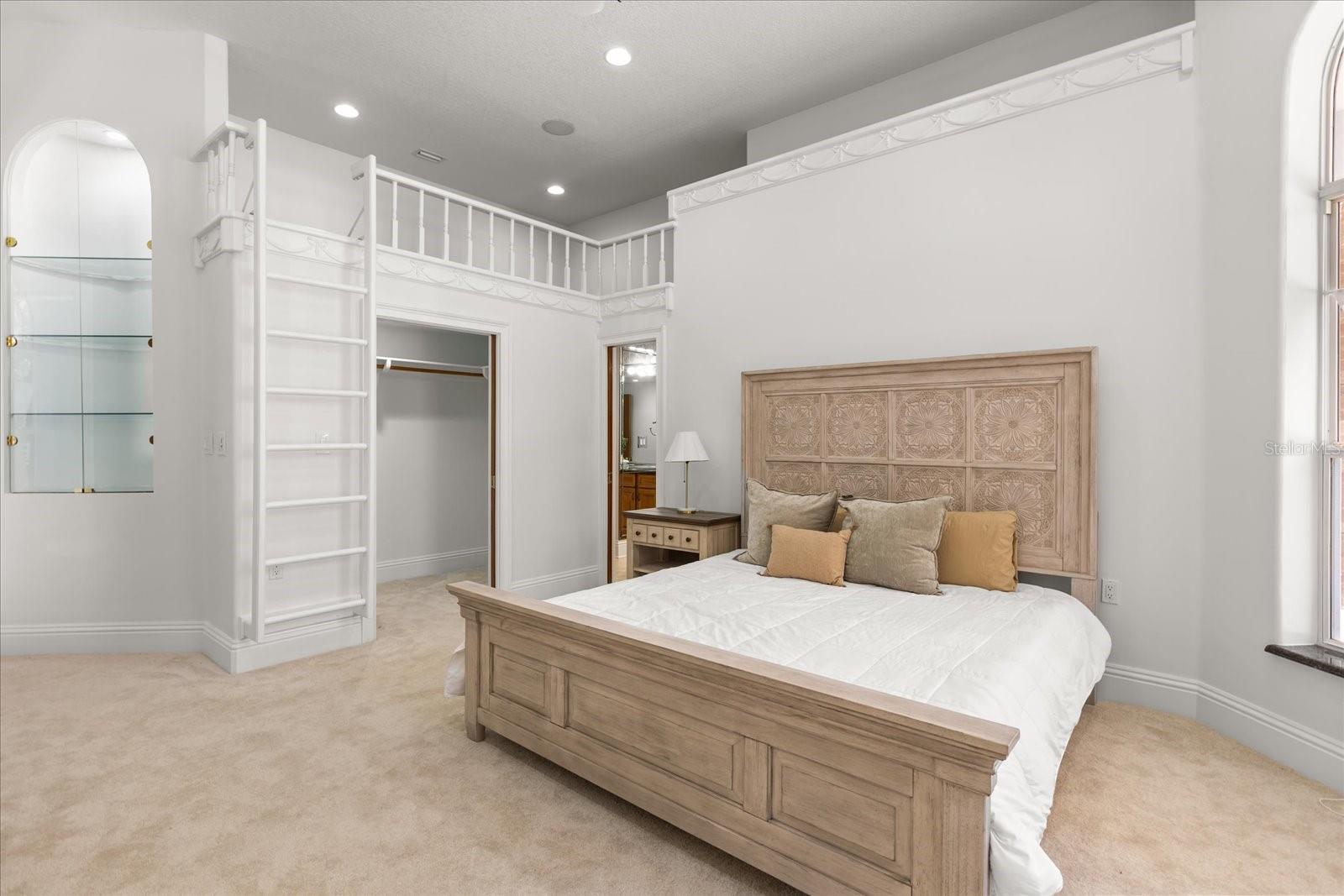 Image 49 of 94 For 1501 Lake Markham Road