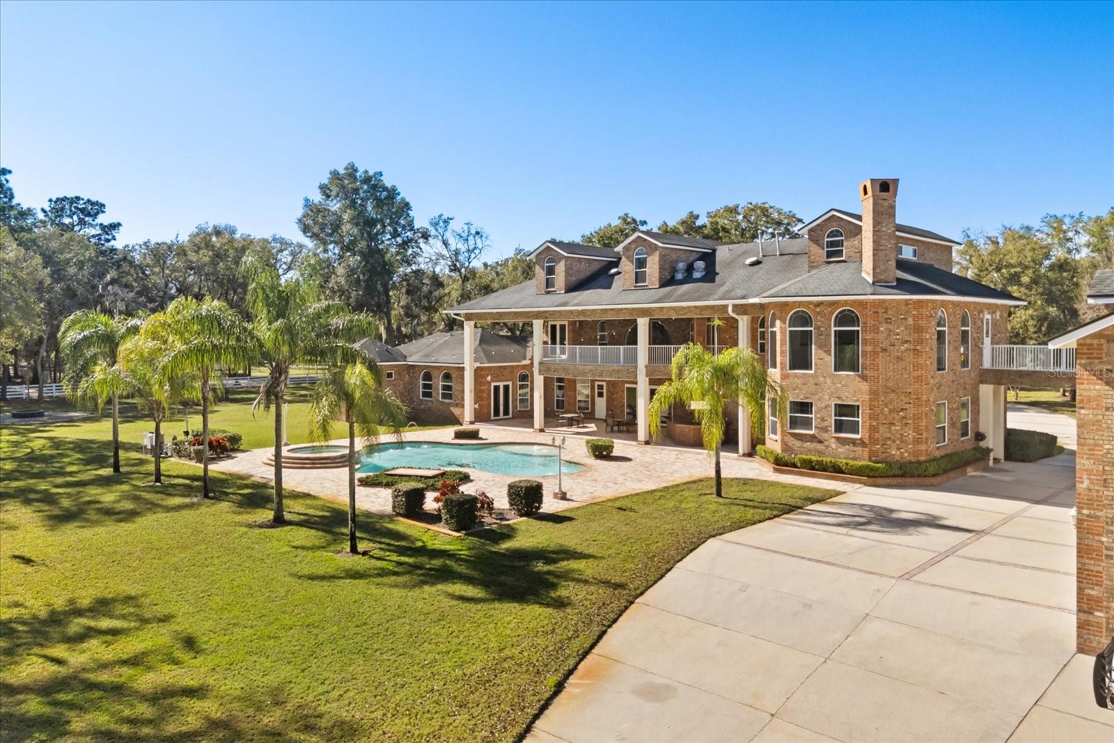 Image 5 of 94 For 1501 Lake Markham Road