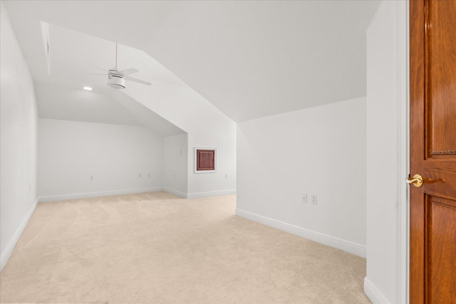 Image 74 of 94 For 1501 Lake Markham Road