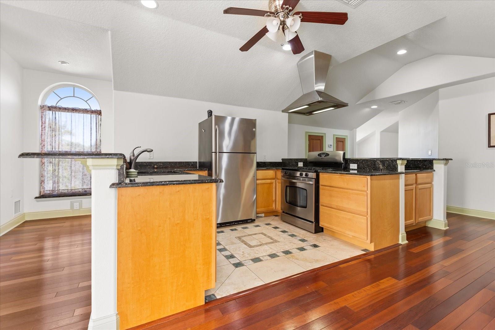 Image 84 of 94 For 1501 Lake Markham Road