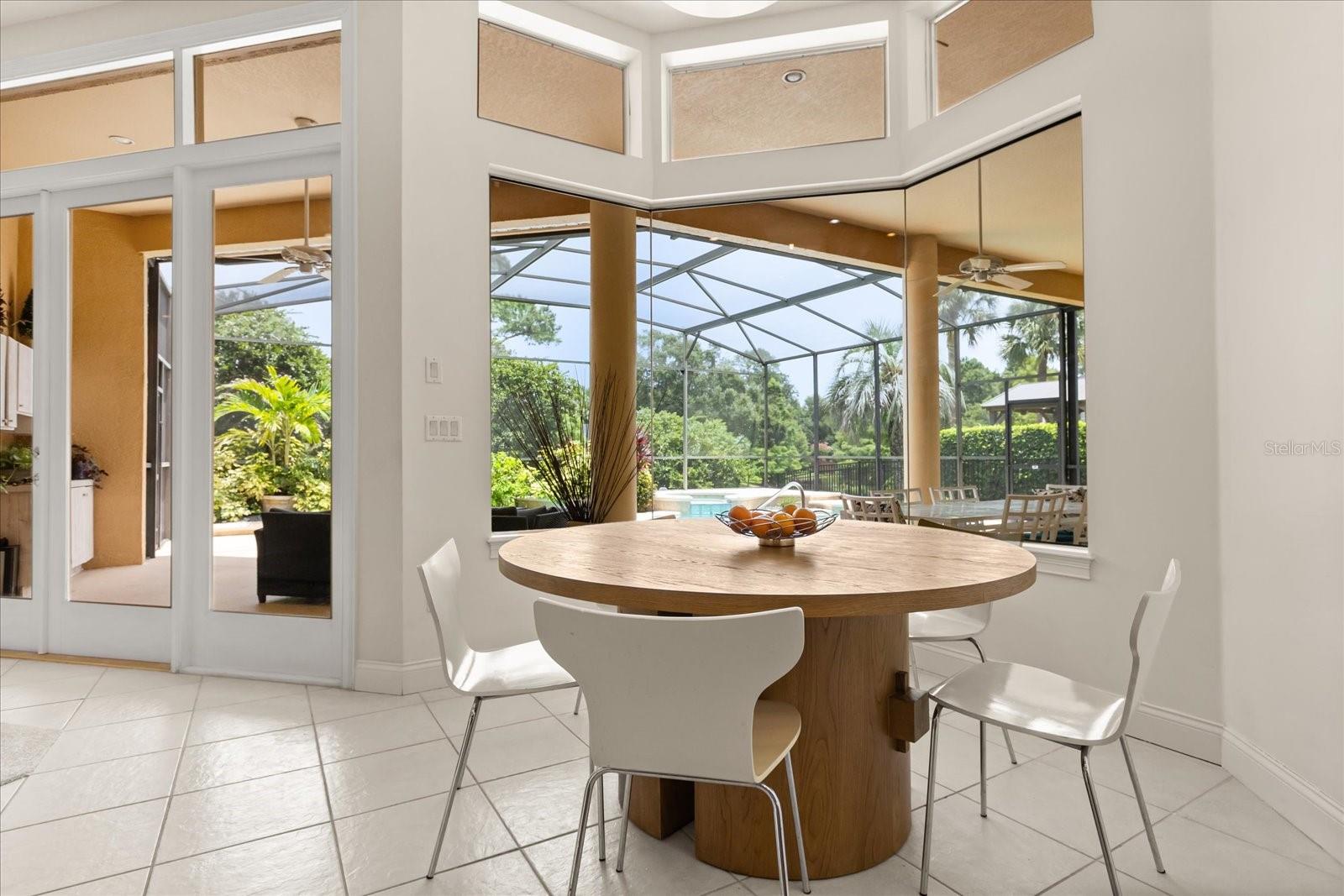 Image 11 of 34 For 213 Heatherwood Court