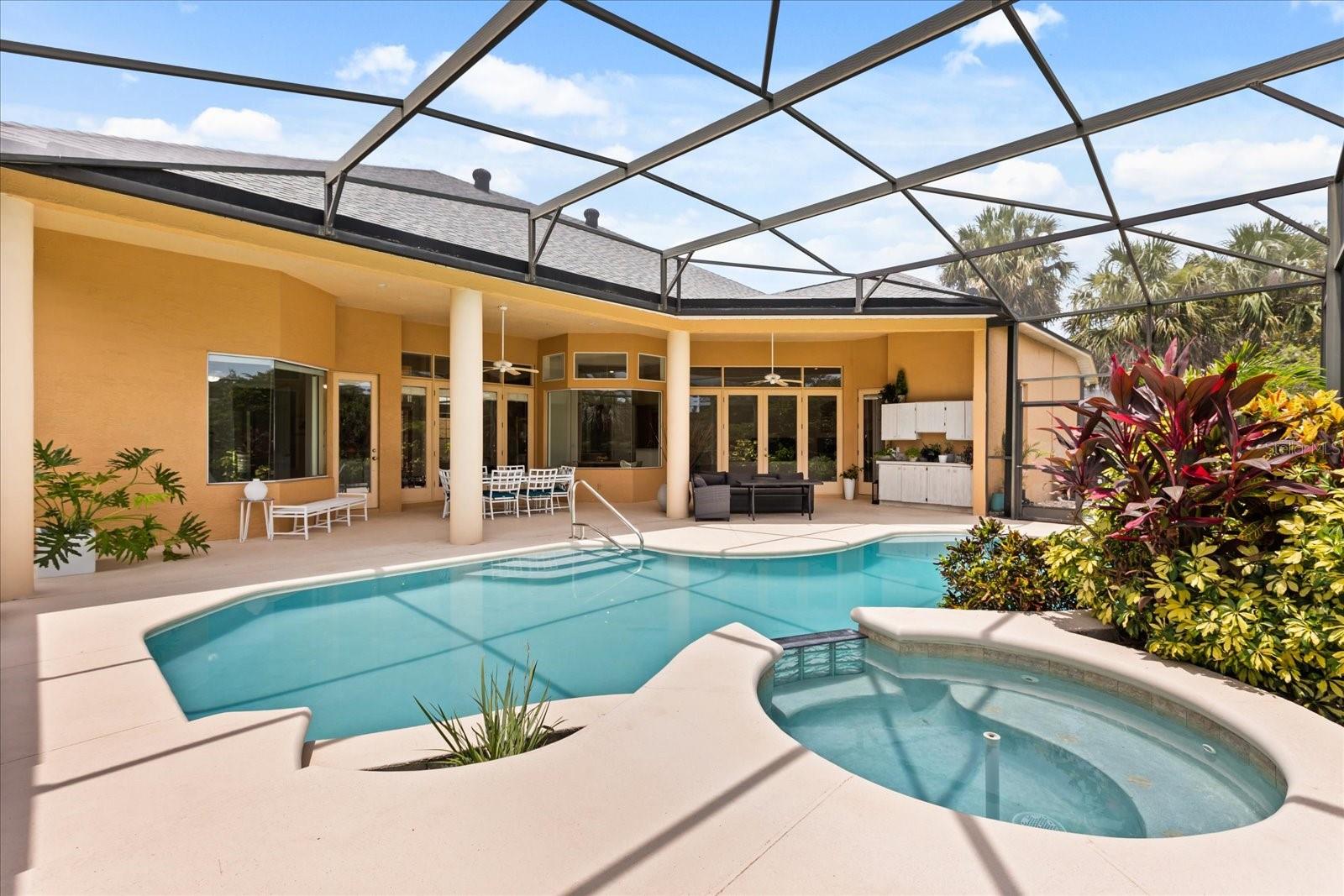 Image 27 of 34 For 213 Heatherwood Court