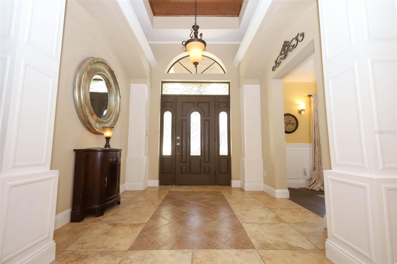 Image 3 of 72 For 615 Citrus Avenue