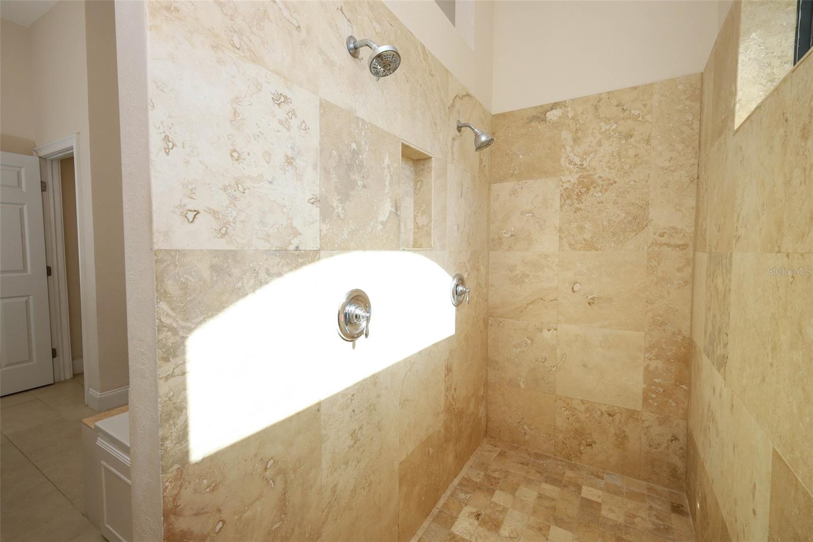 Image 33 of 72 For 615 Citrus Avenue