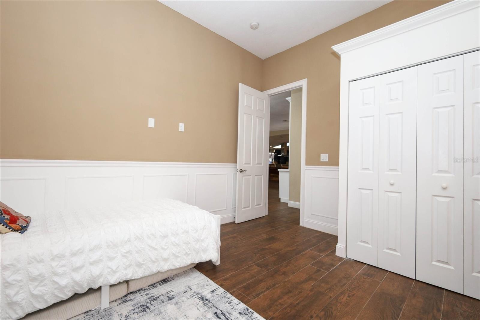 Image 37 of 72 For 615 Citrus Avenue