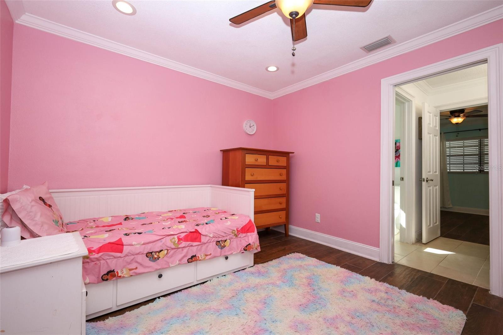 Image 39 of 72 For 615 Citrus Avenue