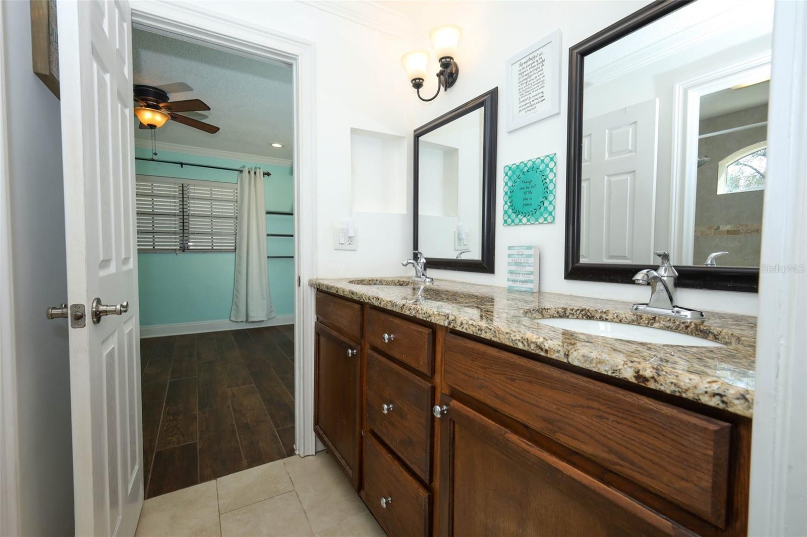 Image 40 of 72 For 615 Citrus Avenue