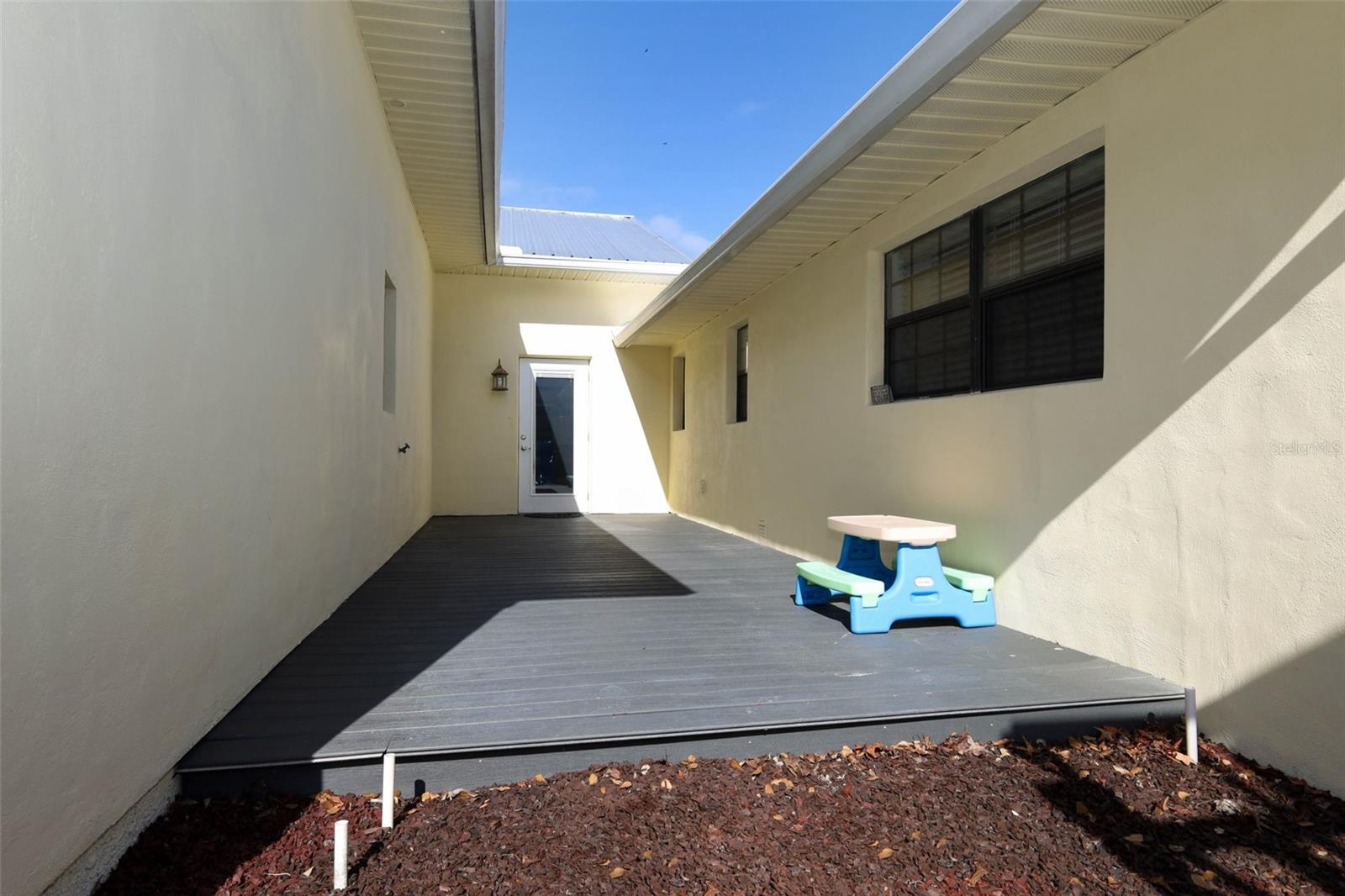 Image 59 of 72 For 615 Citrus Avenue