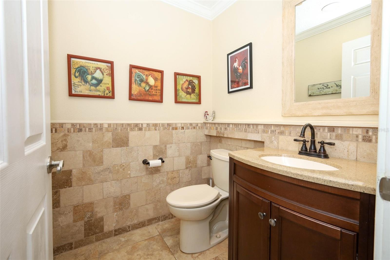 Image 7 of 72 For 615 Citrus Avenue