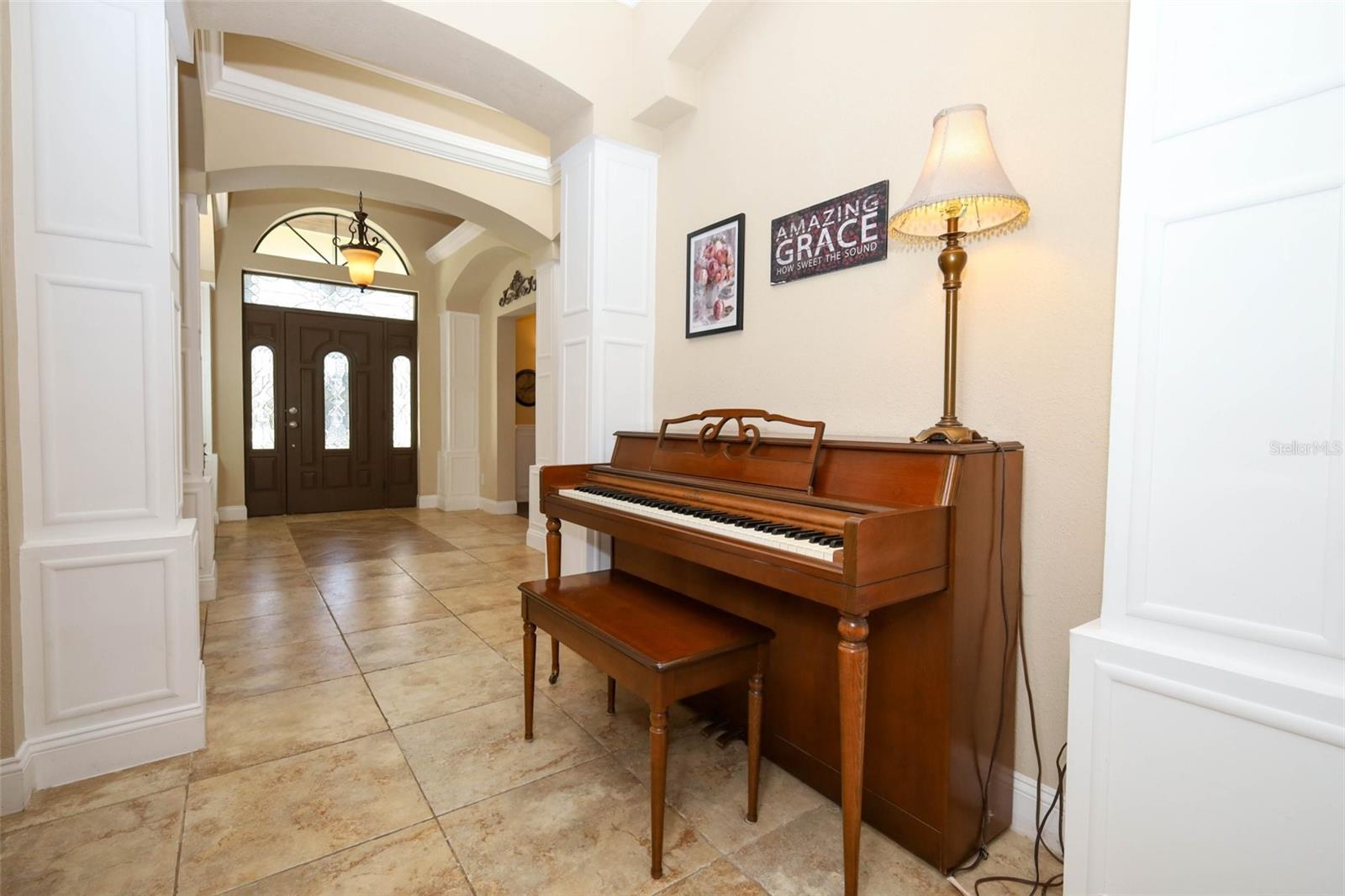 Image 8 of 72 For 615 Citrus Avenue