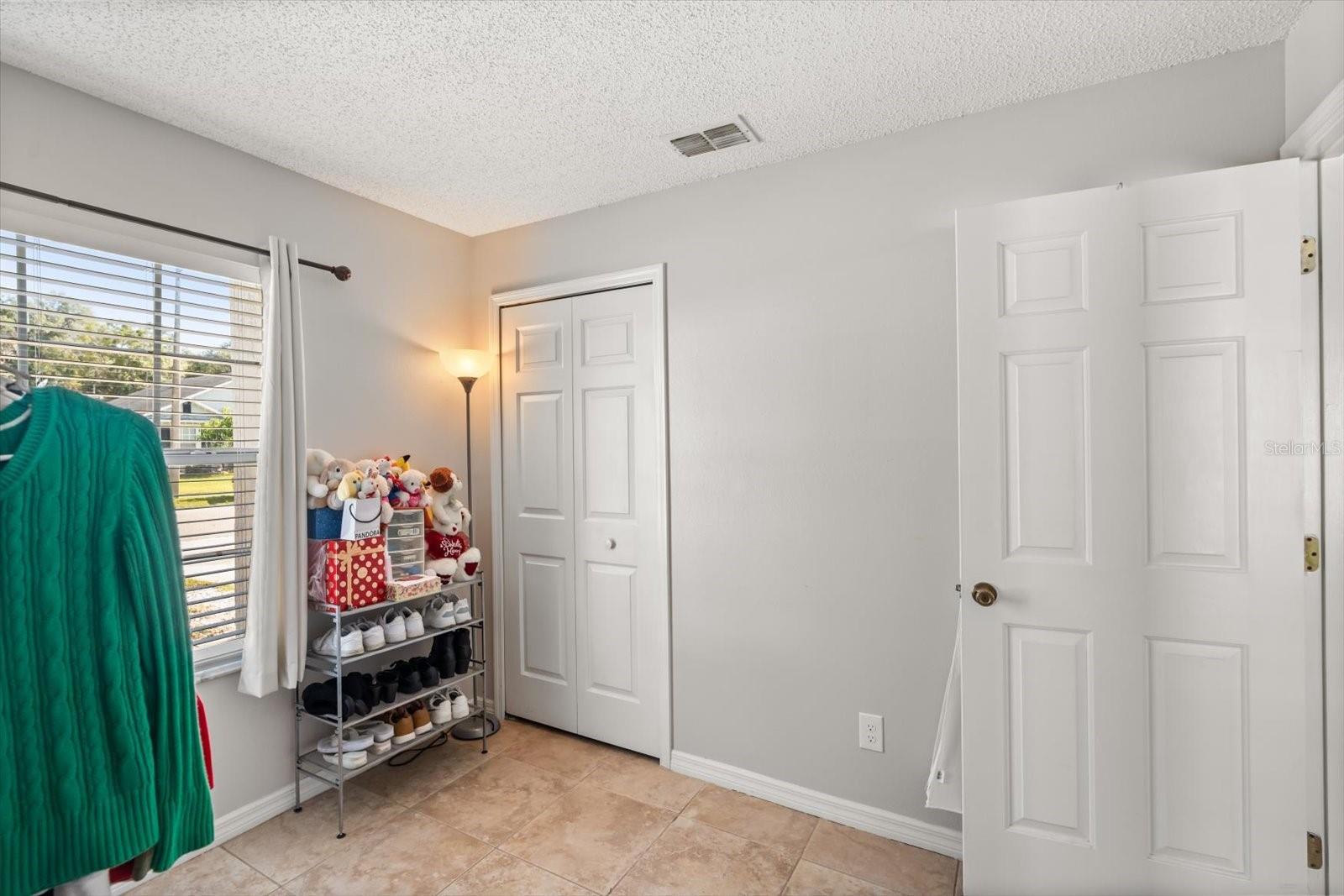 Image 15 of 25 For 2008 Lauren Road