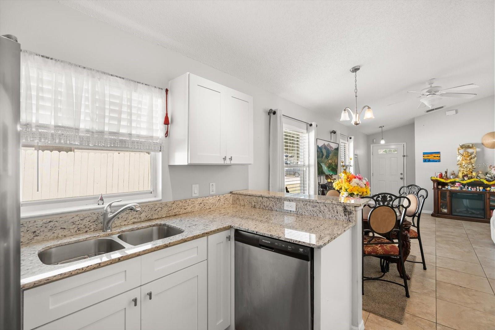 Image 9 of 25 For 2008 Lauren Road