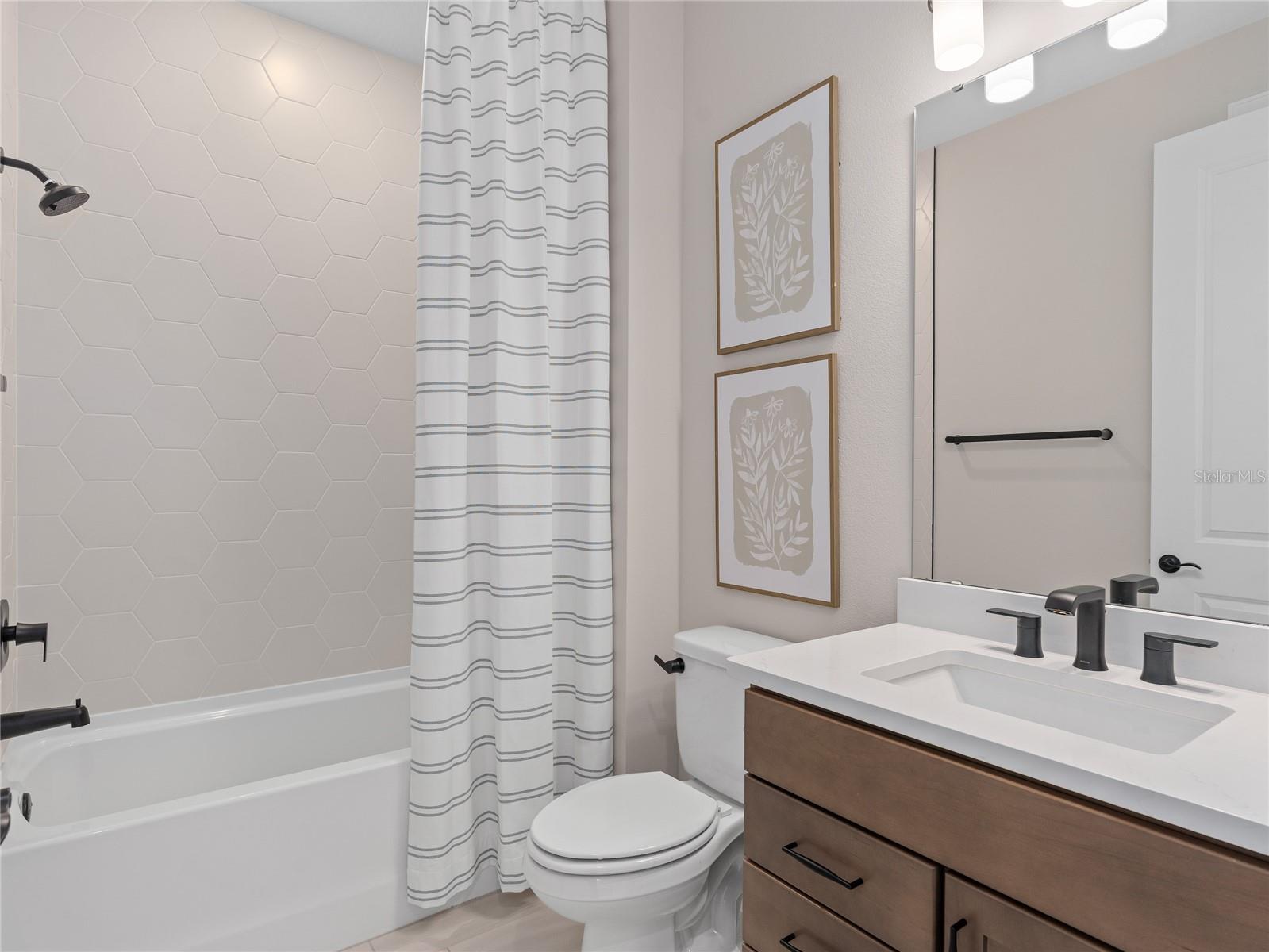 Image 7 of 29 For 5624 Flame Vine Way