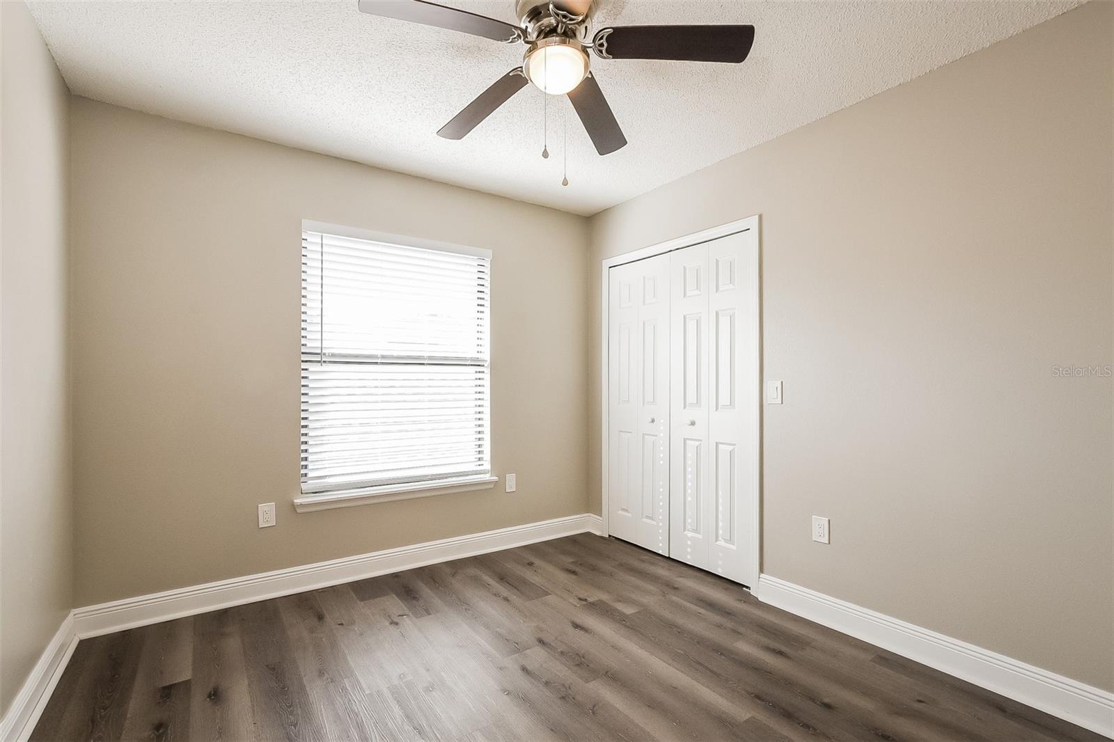 Image 15 of 22 For 4800 Old Oak Tree Court