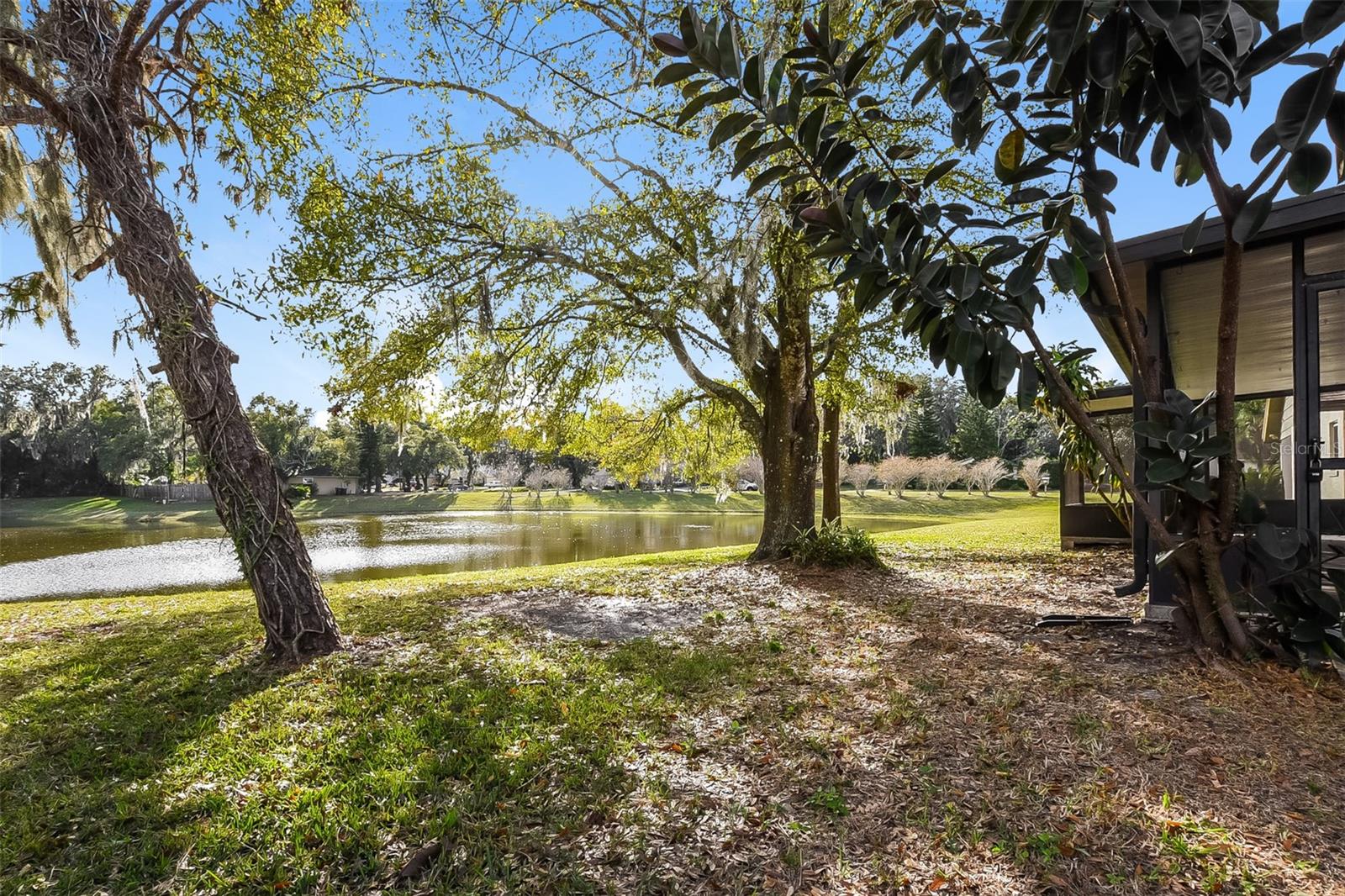 Image 19 of 22 For 4800 Old Oak Tree Court