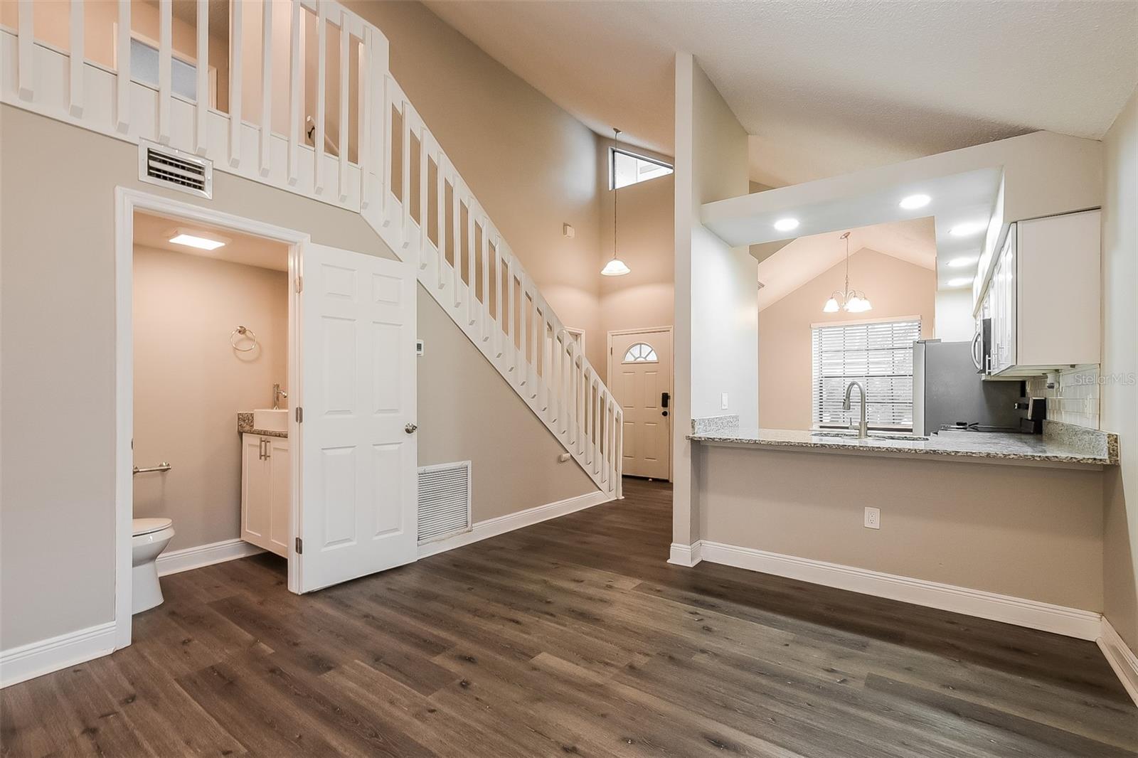 Image 6 of 22 For 4800 Old Oak Tree Court