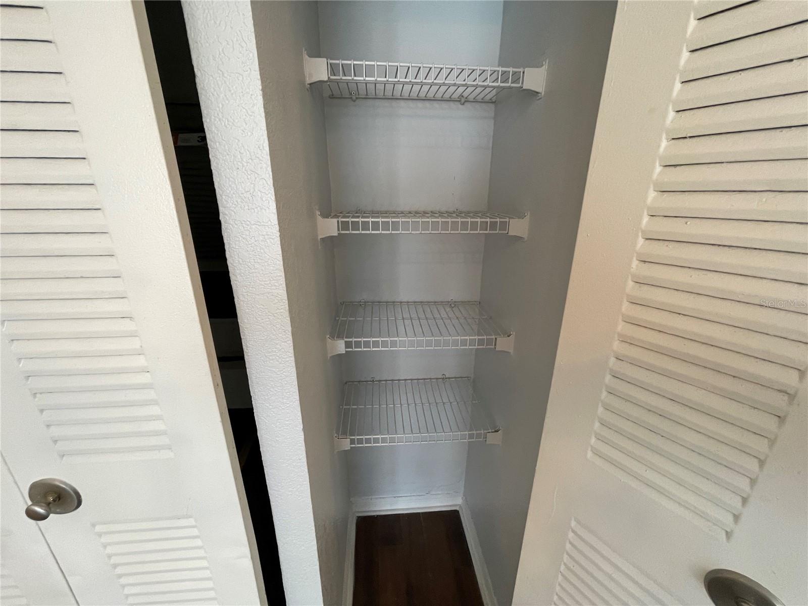 Image 17 of 25 For 5128 Conroy Road 13