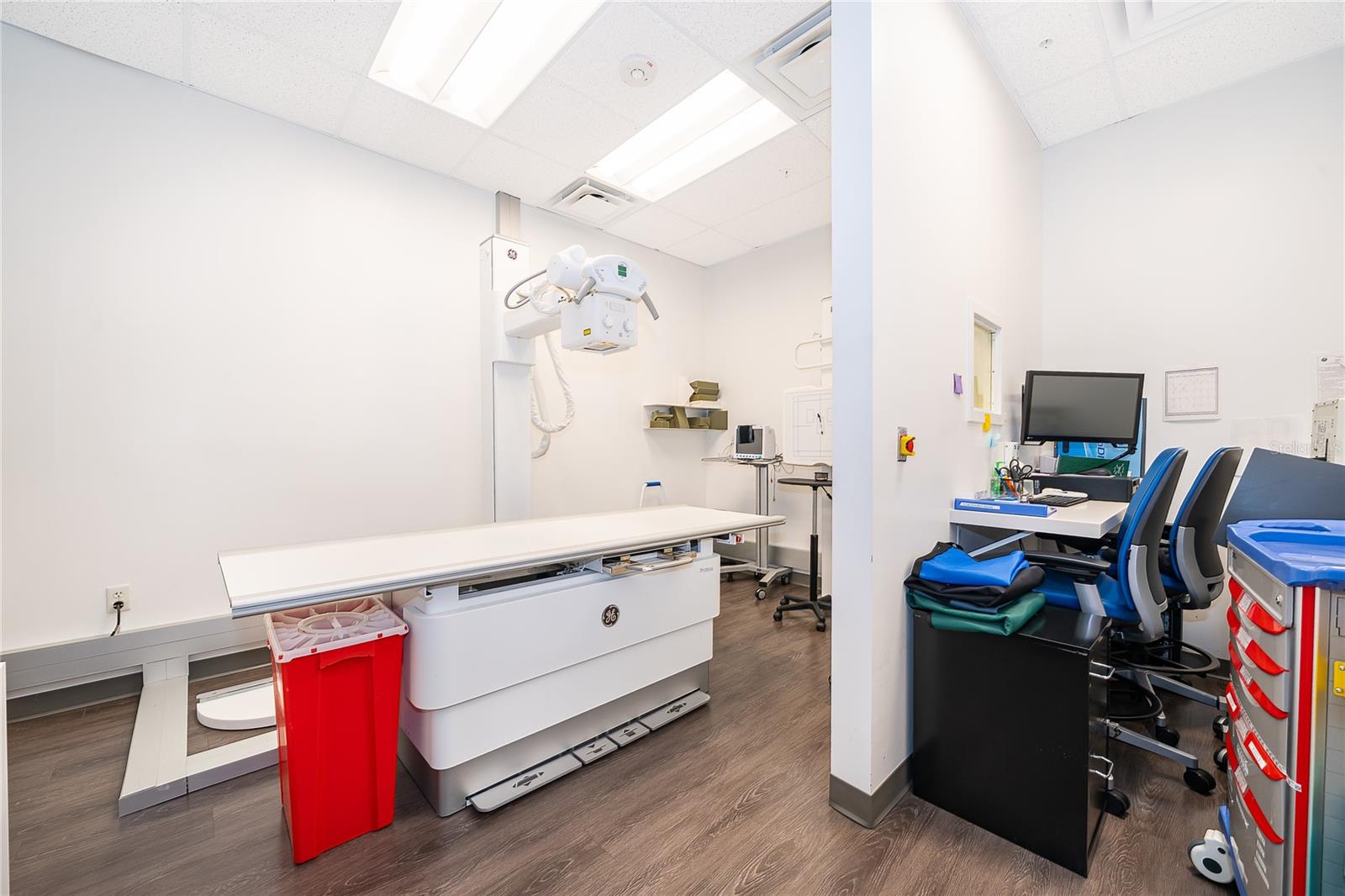 Image 13 of 40 For 7560 Red Bug Lake Rd  2014