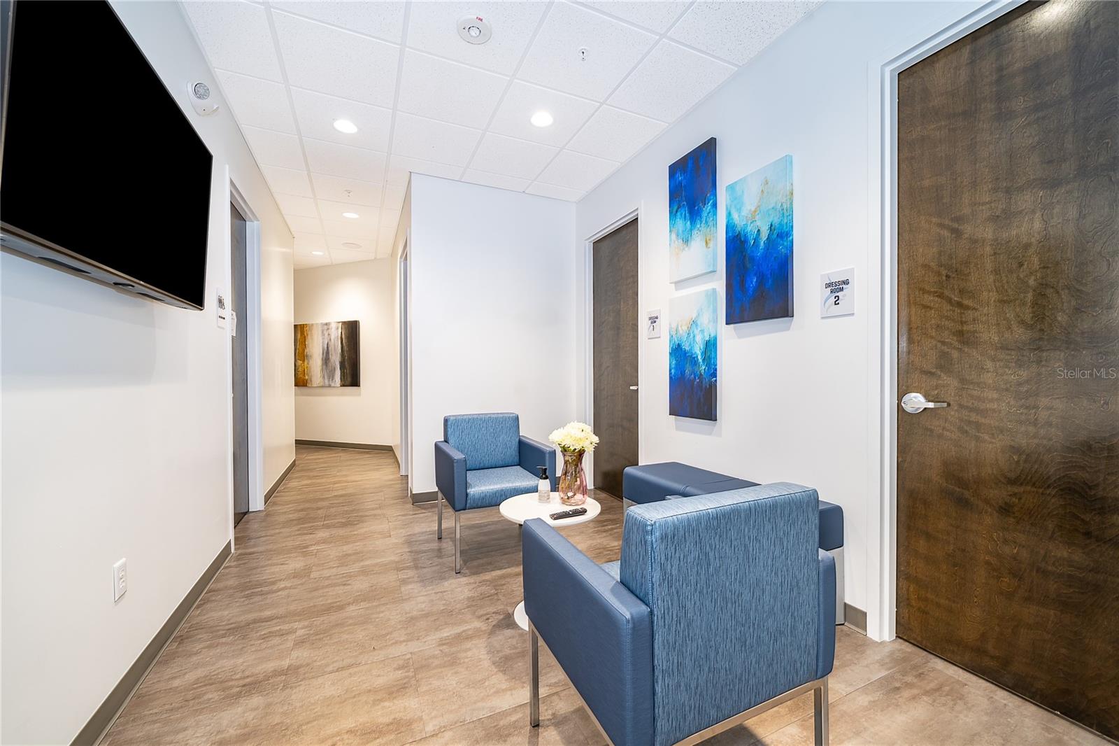 Image 14 of 40 For 7560 Red Bug Lake Rd  2014