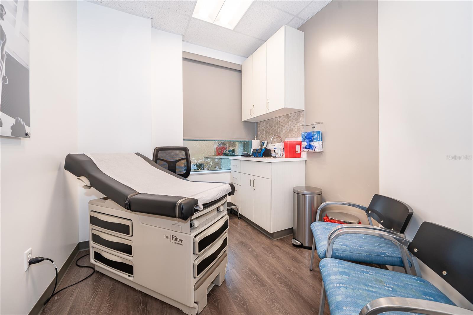 Image 29 of 40 For 7560 Red Bug Lake Rd  2014