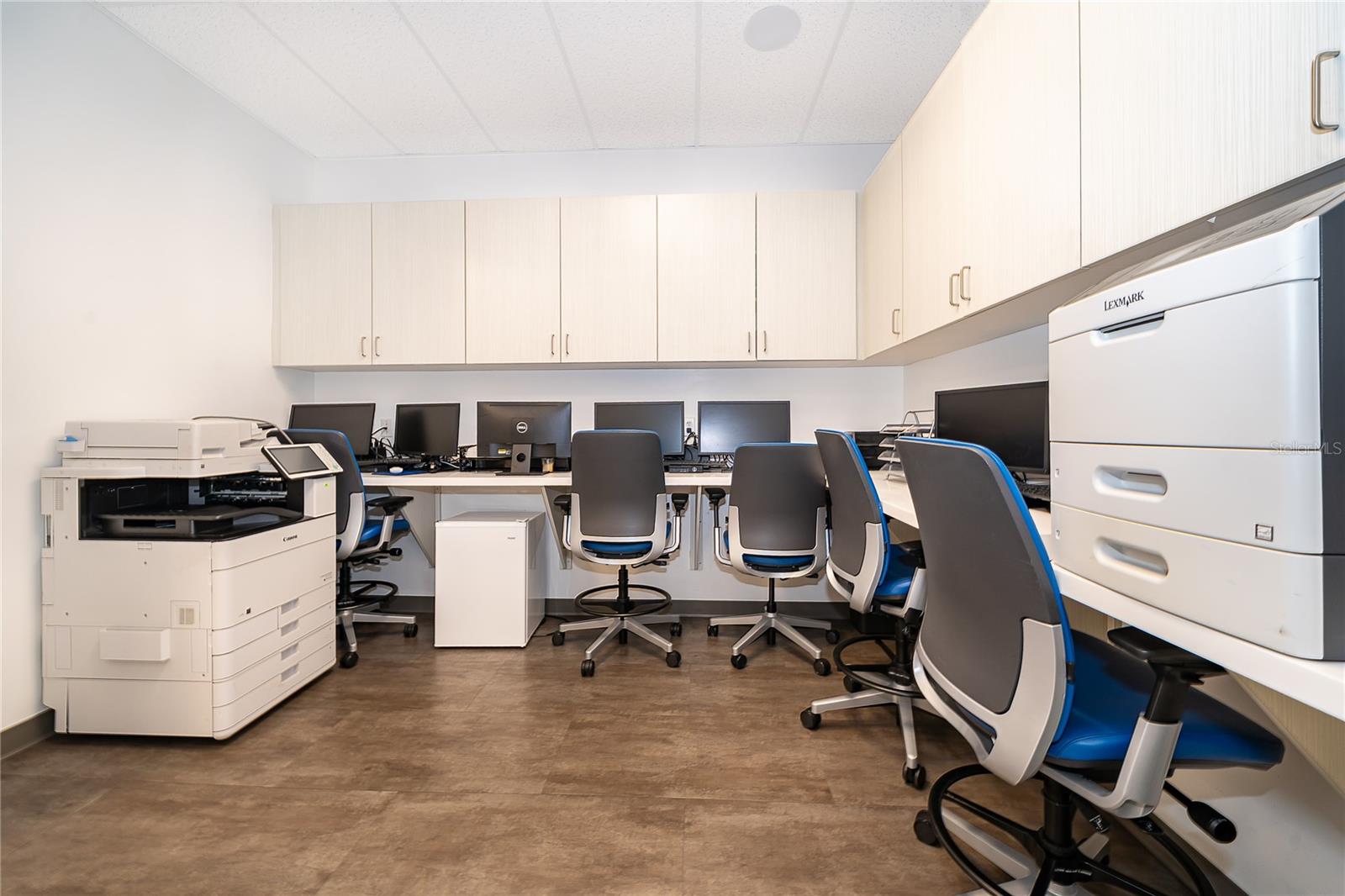 Image 4 of 40 For 7560 Red Bug Lake Rd  2014