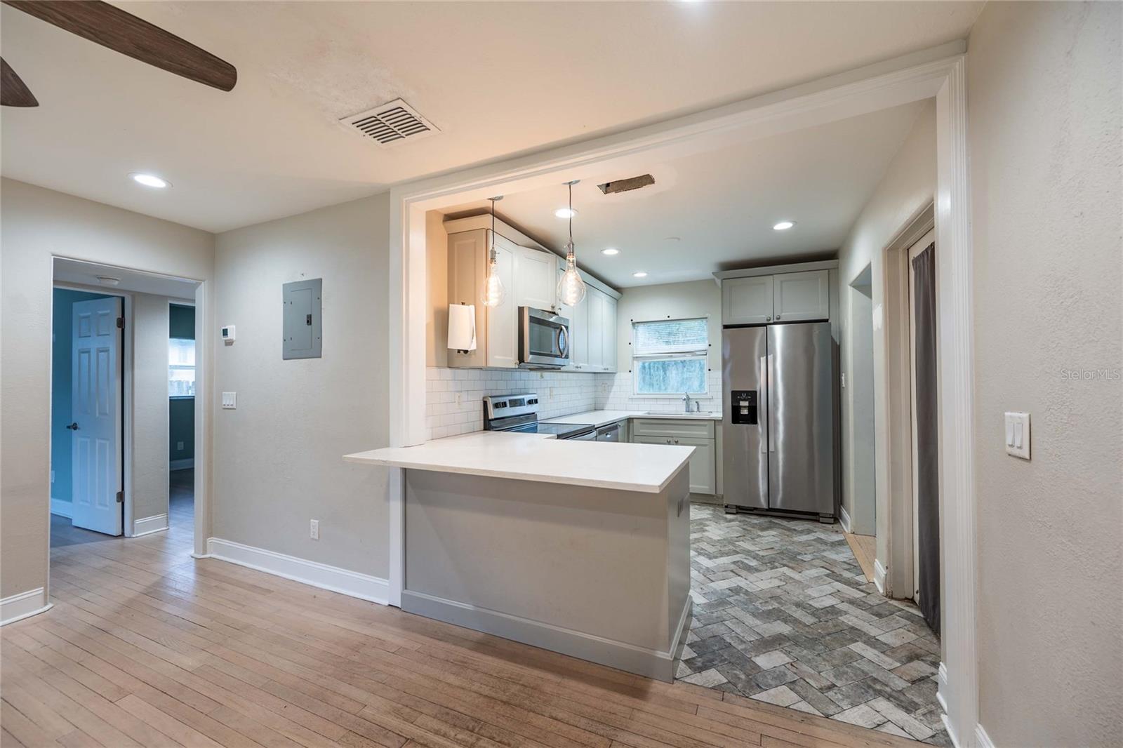 Image 2 of 12 For 230 Strathy Lane