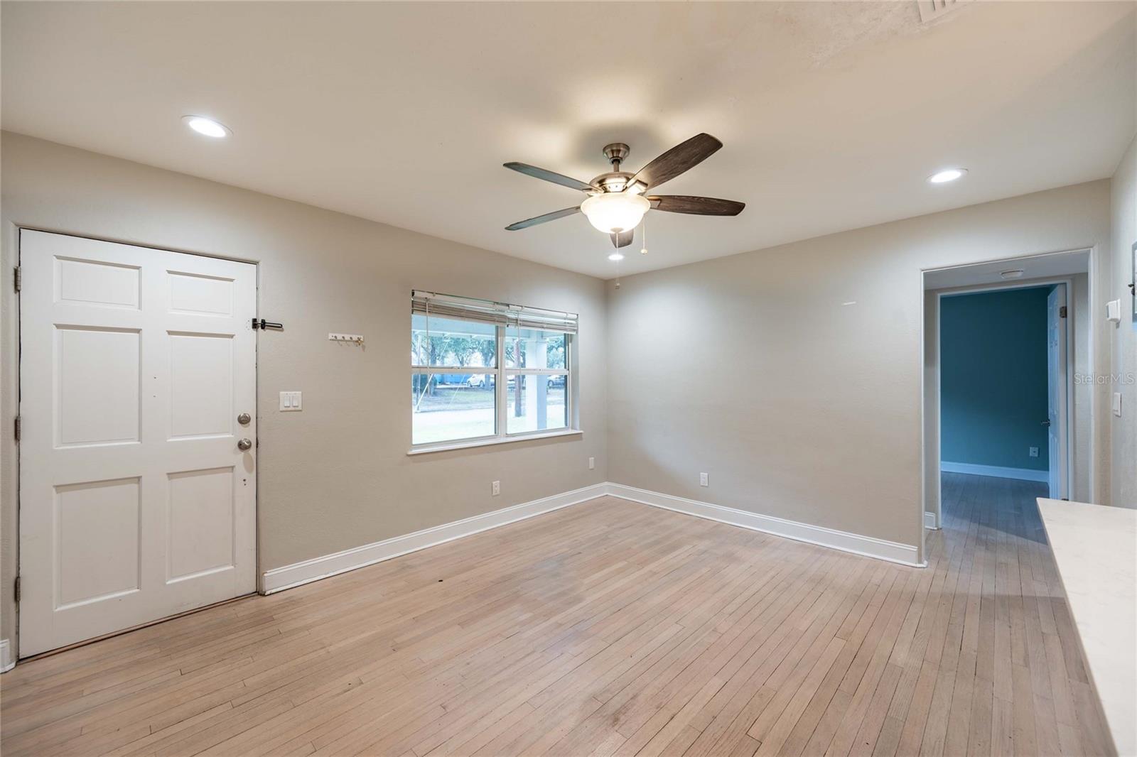 Image 5 of 12 For 230 Strathy Lane