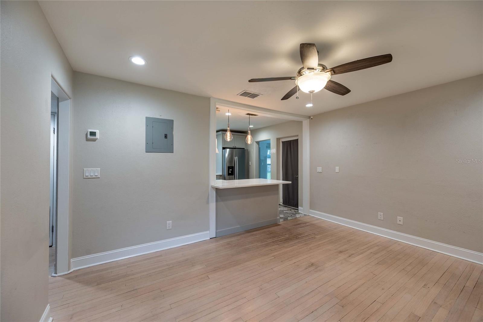 Image 6 of 12 For 230 Strathy Lane