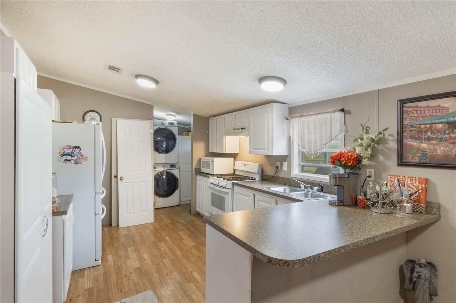 Image 5 of 18 For 6643 Lure Court