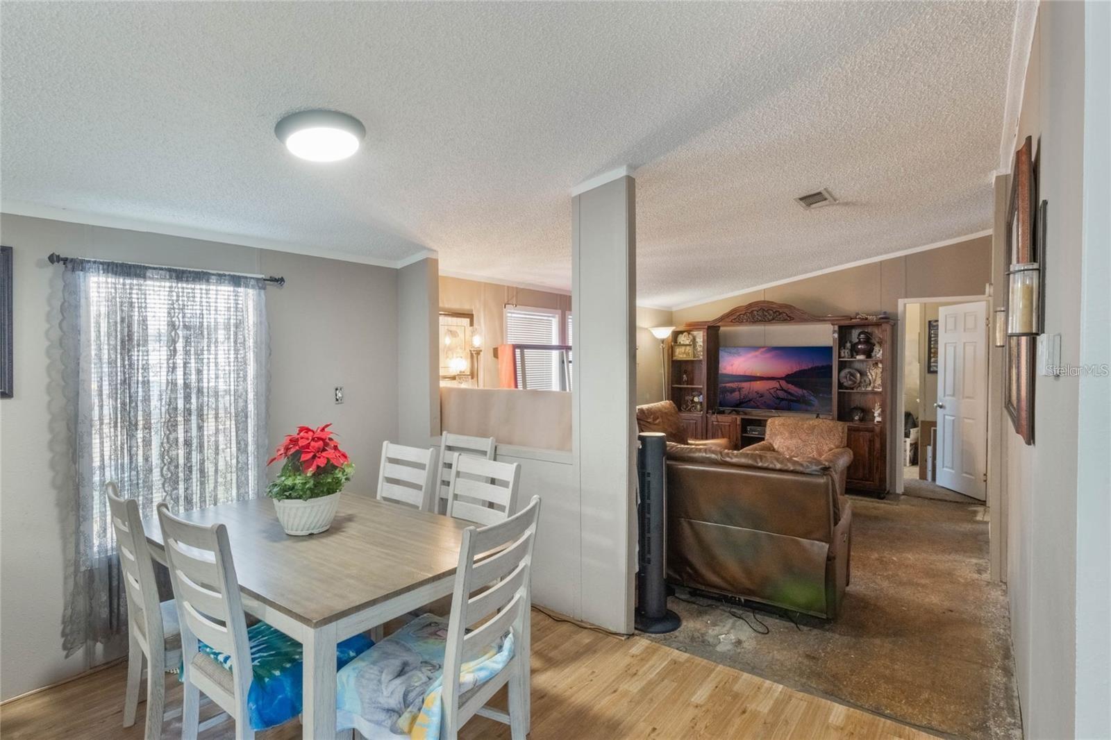 Image 6 of 18 For 6643 Lure Court