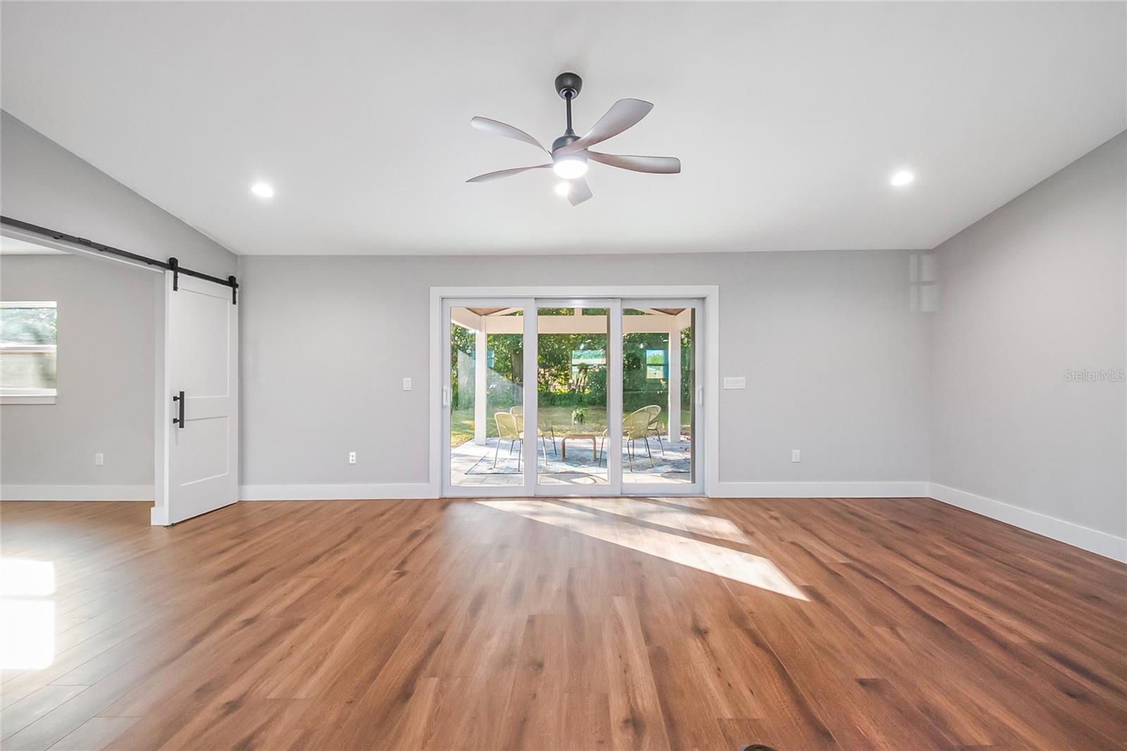 Image 15 of 37 For 7818 Plantation Drive