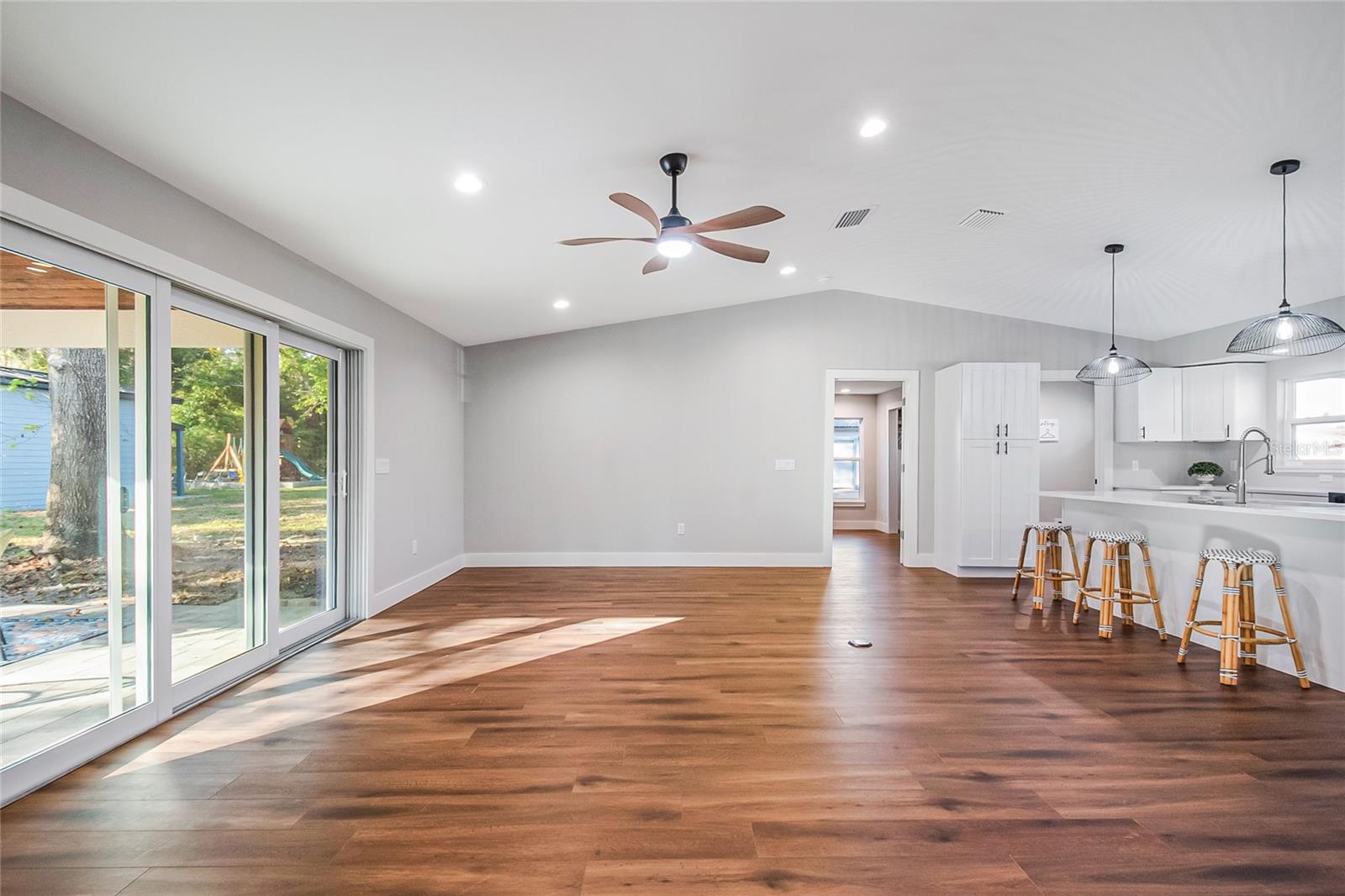 Image 22 of 37 For 7818 Plantation Drive