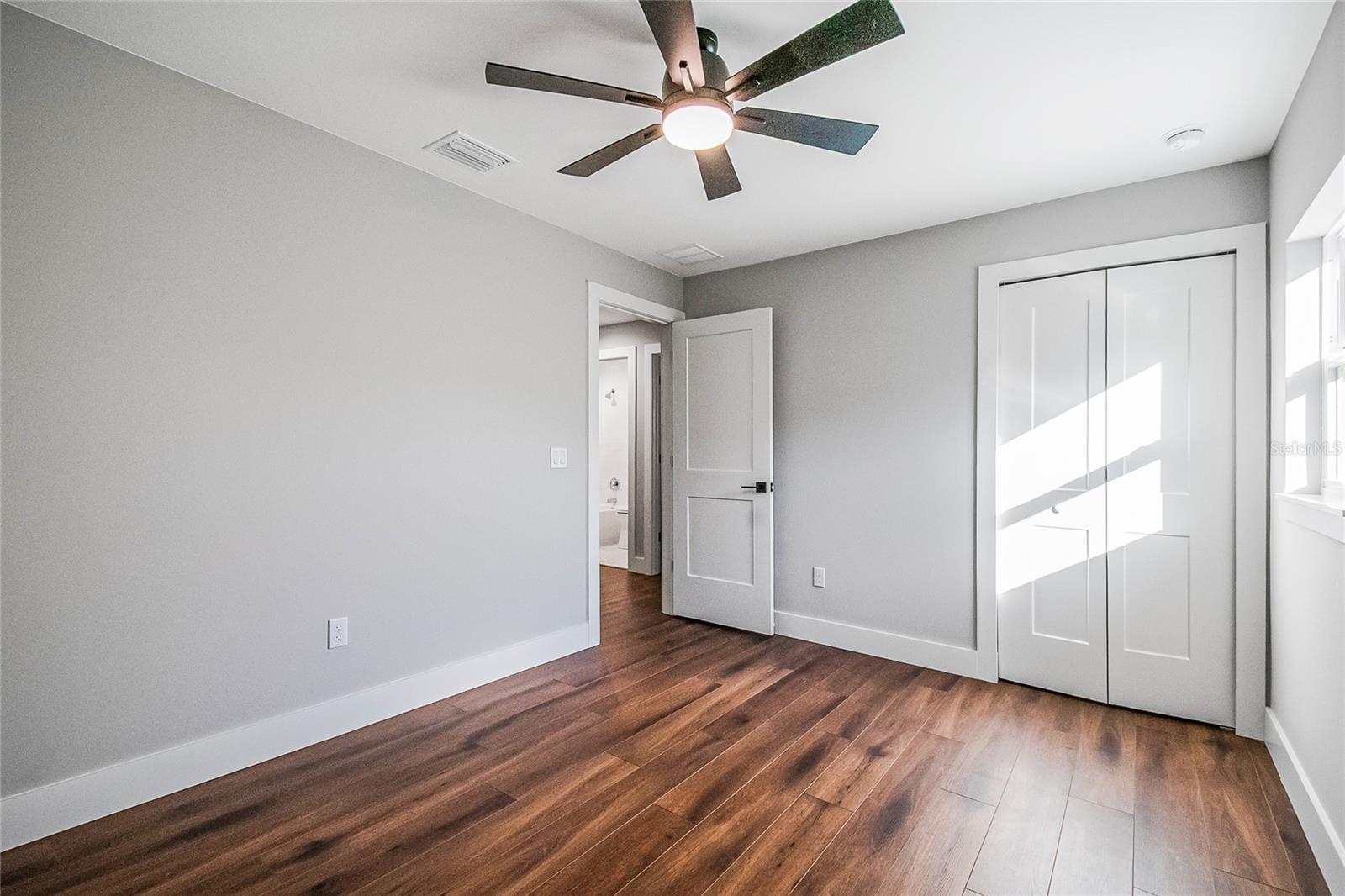 Image 30 of 37 For 7818 Plantation Drive