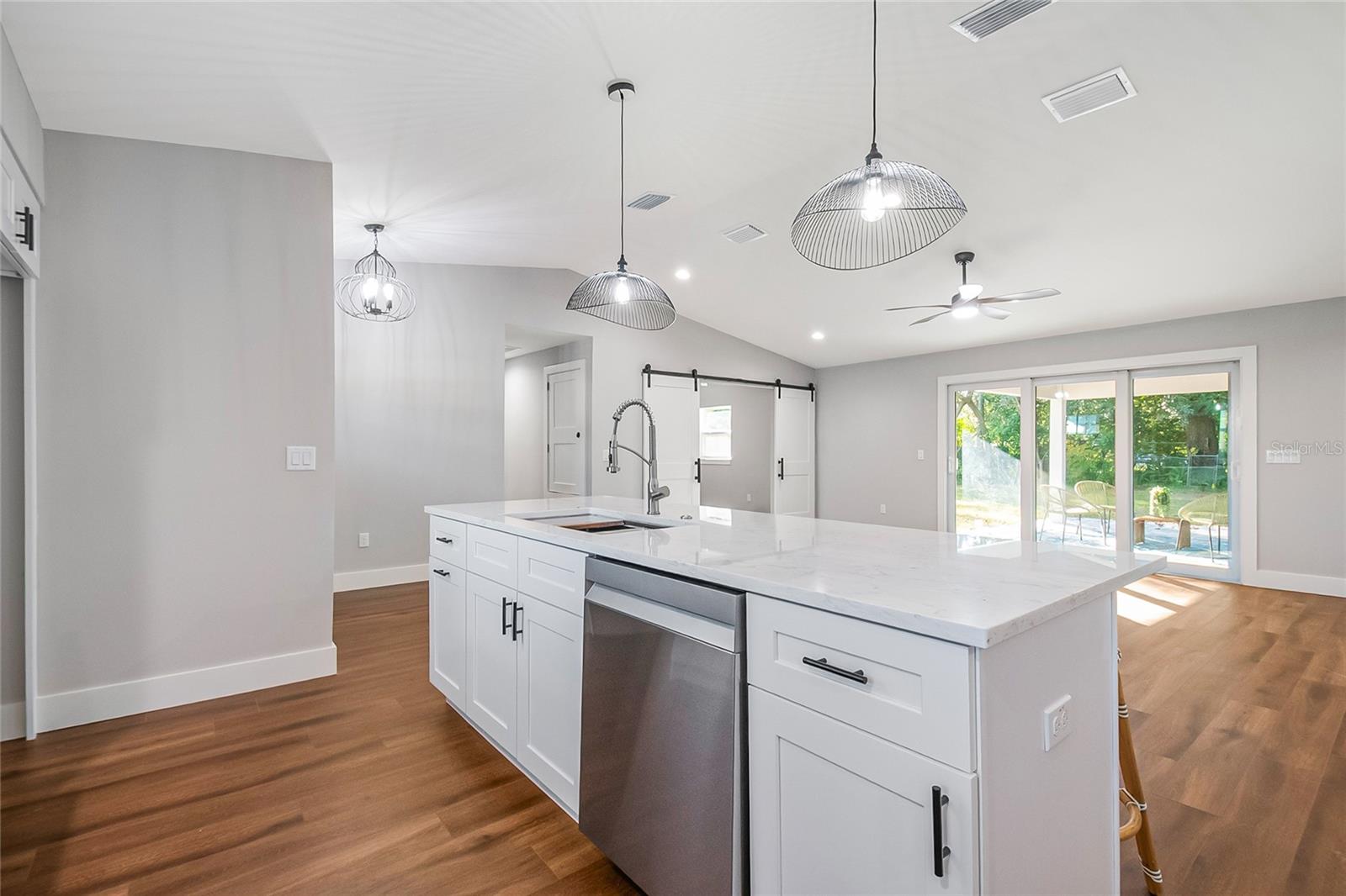 Image 9 of 37 For 7818 Plantation Drive