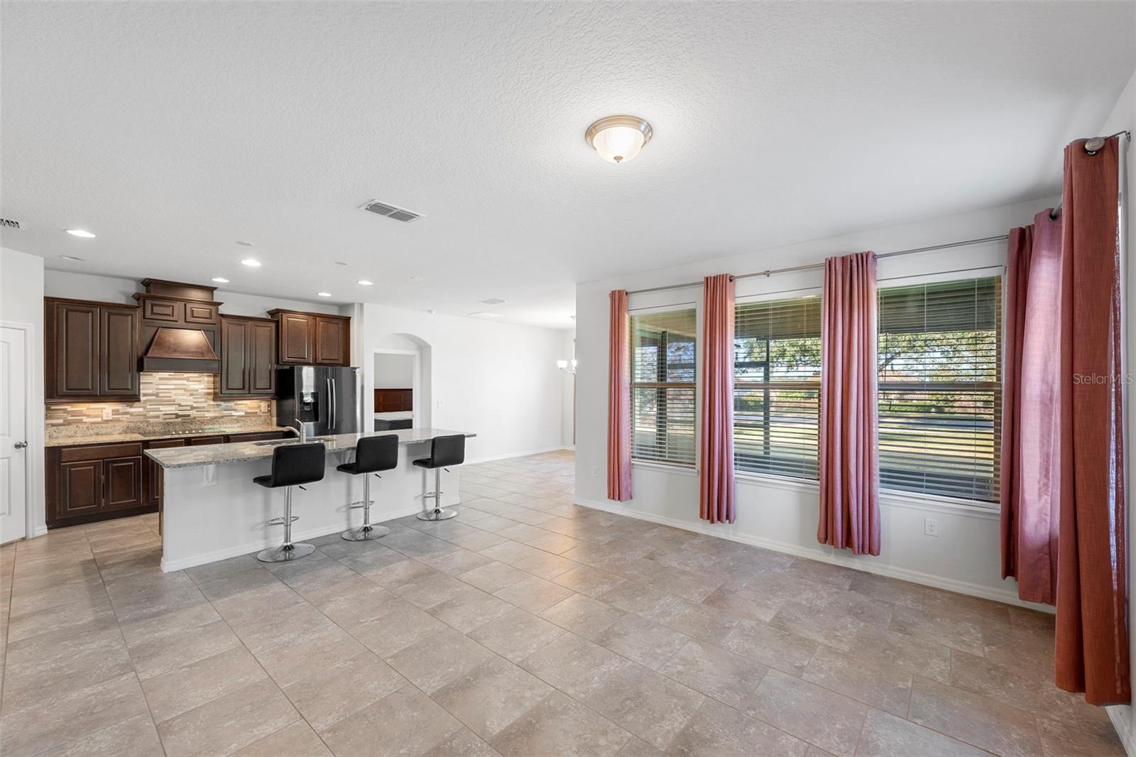 Image 18 of 45 For 4004 Prima Lago Circle