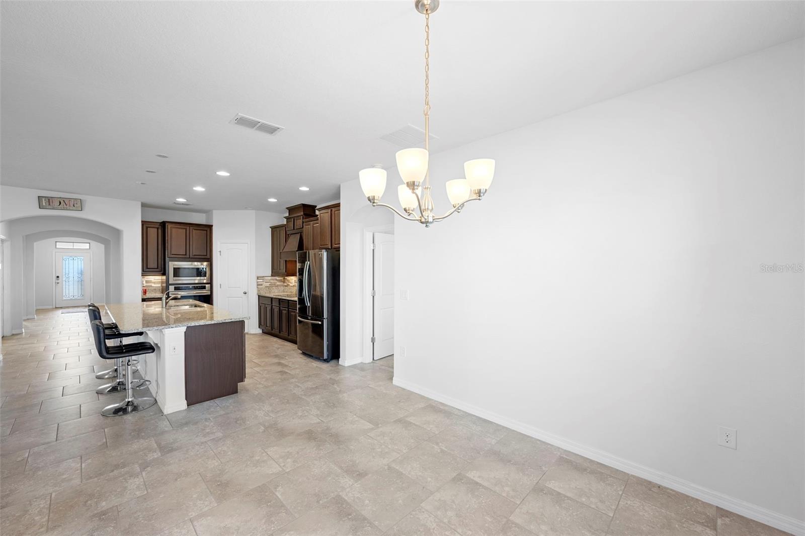 Image 22 of 45 For 4004 Prima Lago Circle