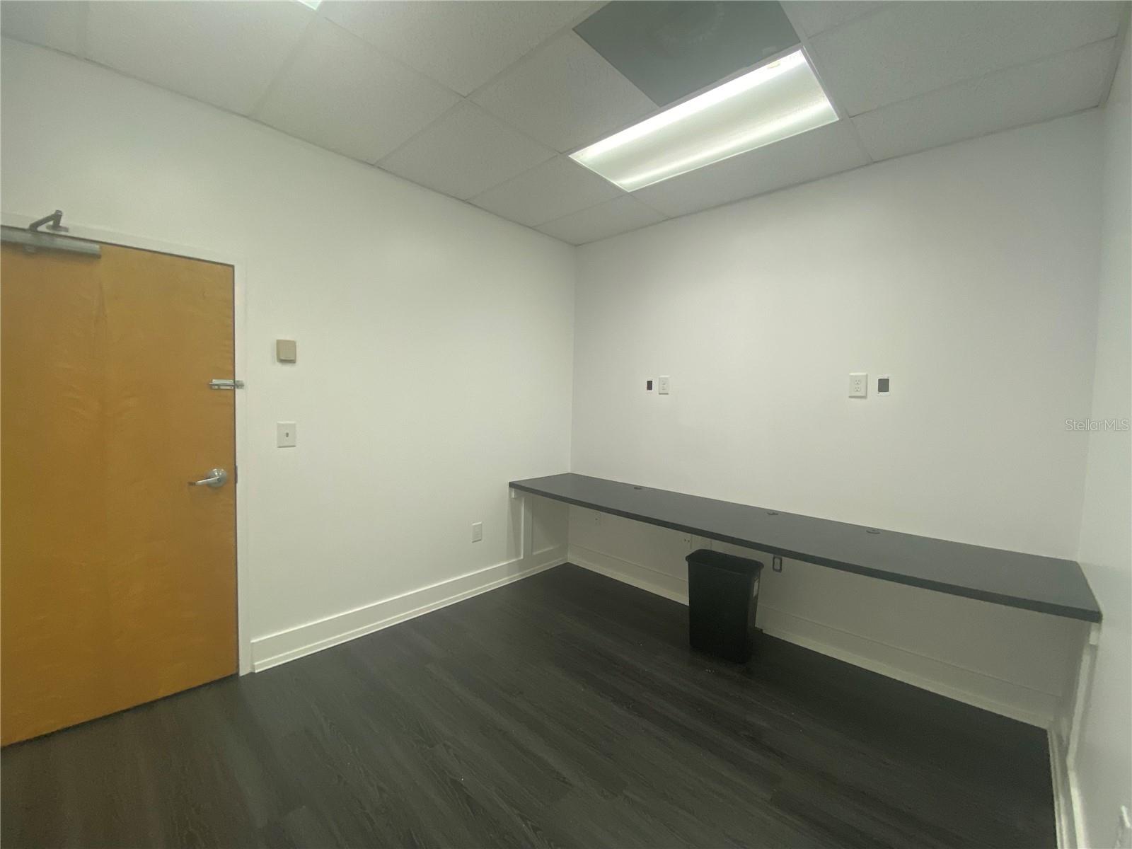 Image 5 of 7 For 1582 Tropic Park Drive