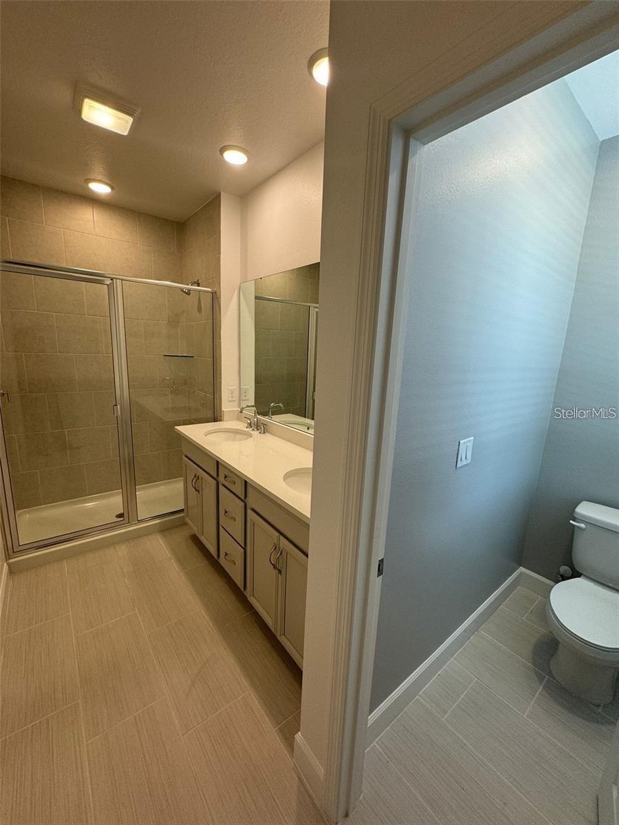 Image 9 of 21 For 7404 Estuary Lake Loop