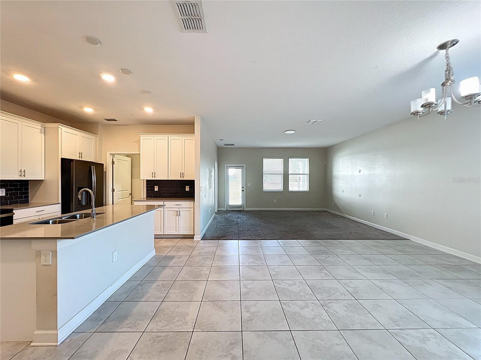 Image 12 of 66 For 10006 Yelllow Jasmine Drive