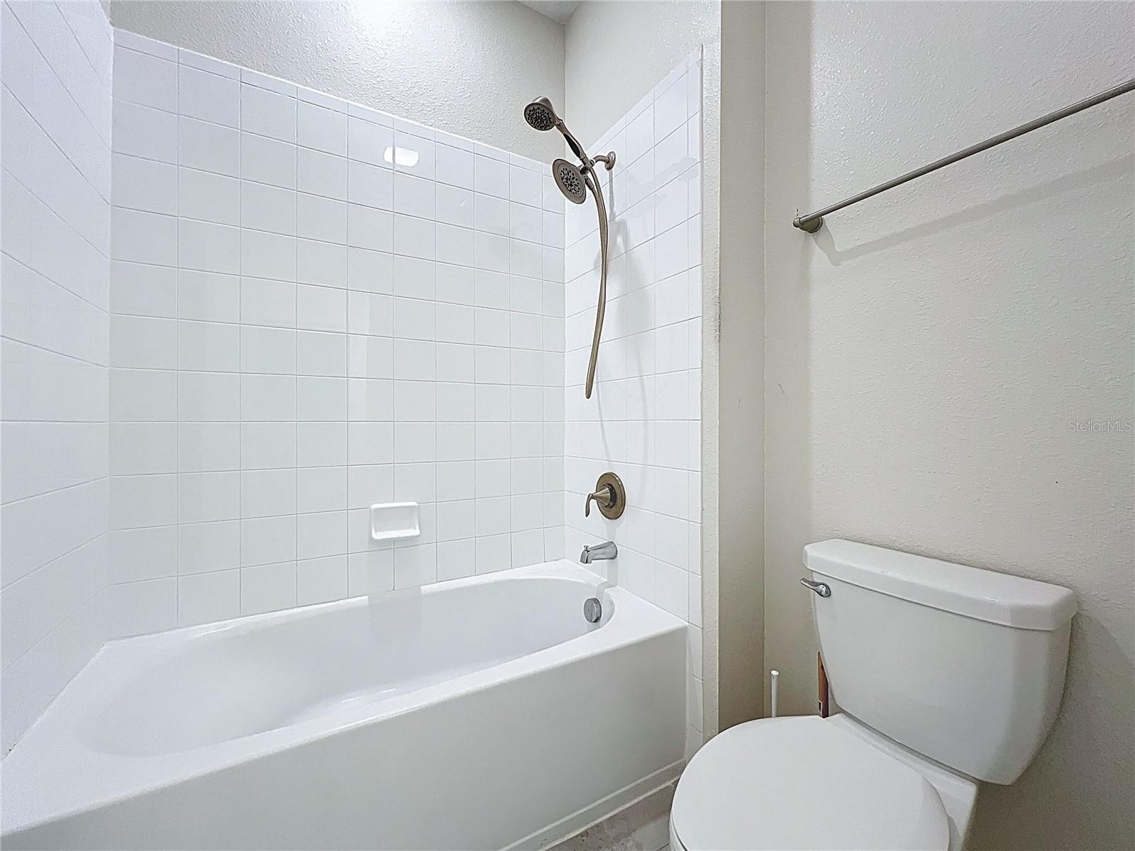 Image 34 of 66 For 10006 Yelllow Jasmine Drive