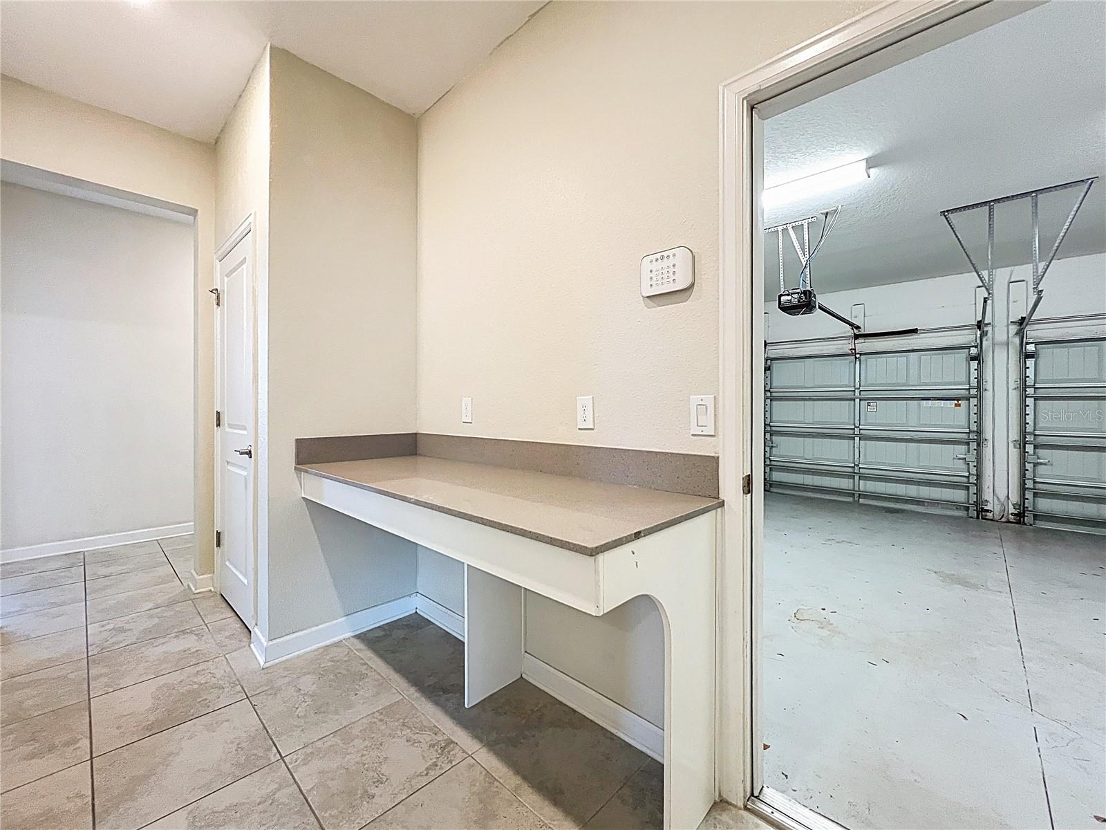 Image 51 of 66 For 10006 Yelllow Jasmine Drive