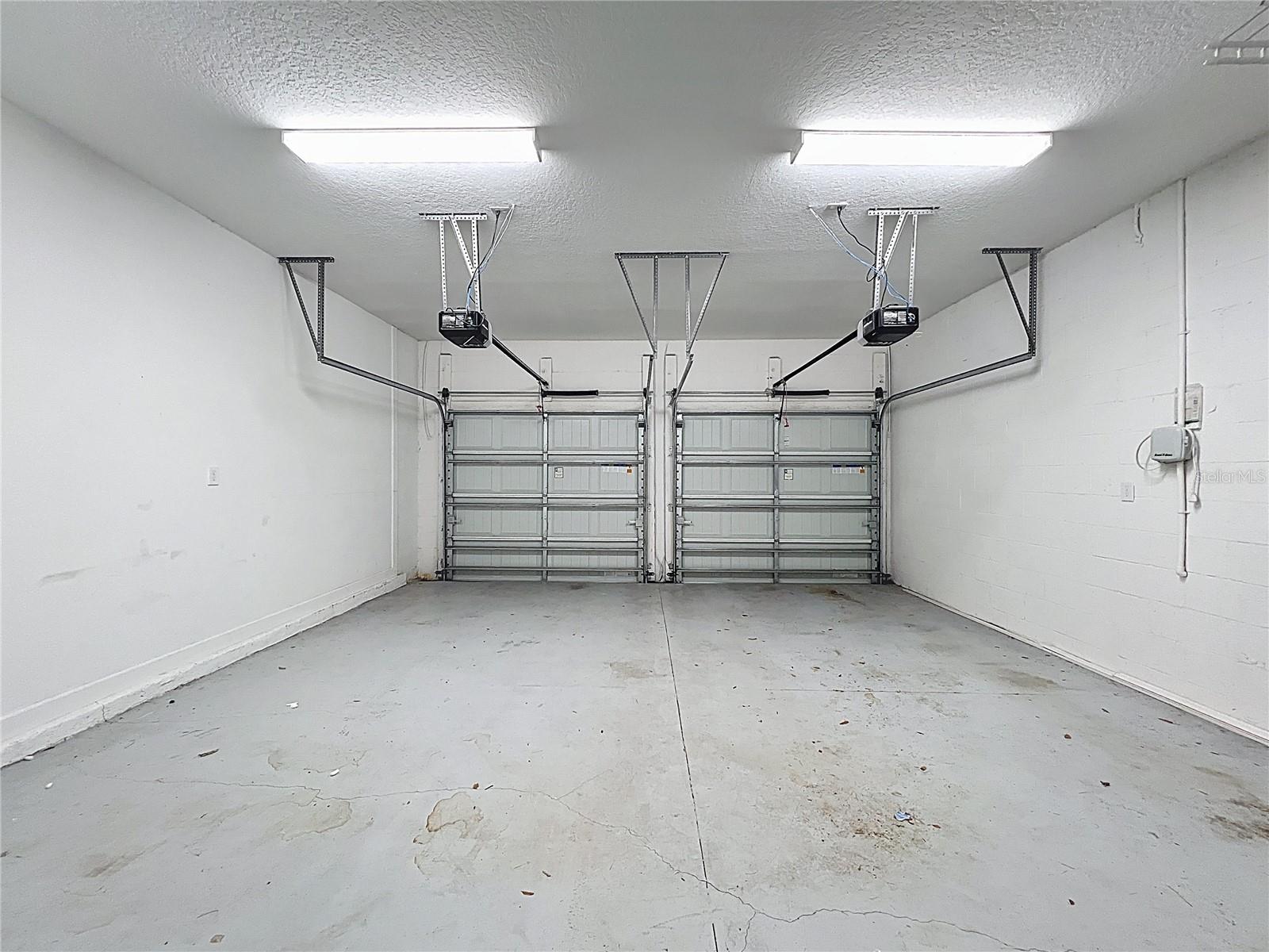 Image 54 of 66 For 10006 Yelllow Jasmine Drive