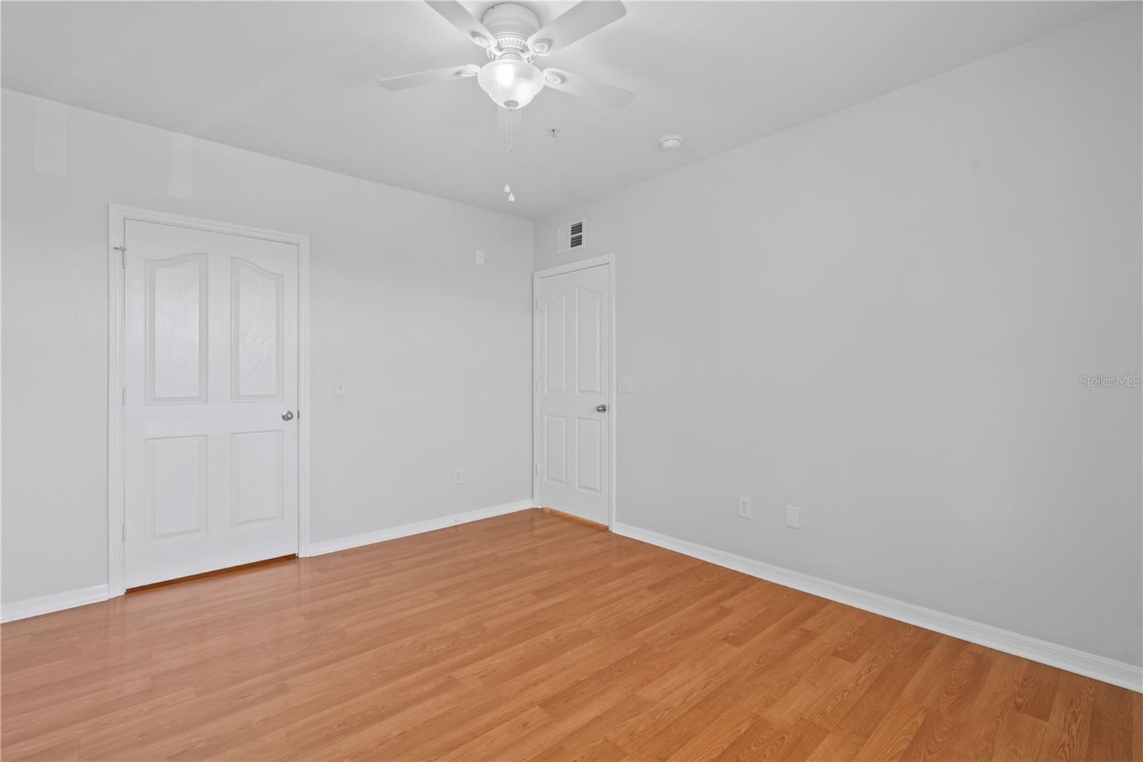 Image 10 of 26 For 770 Siena Palm Drive 303